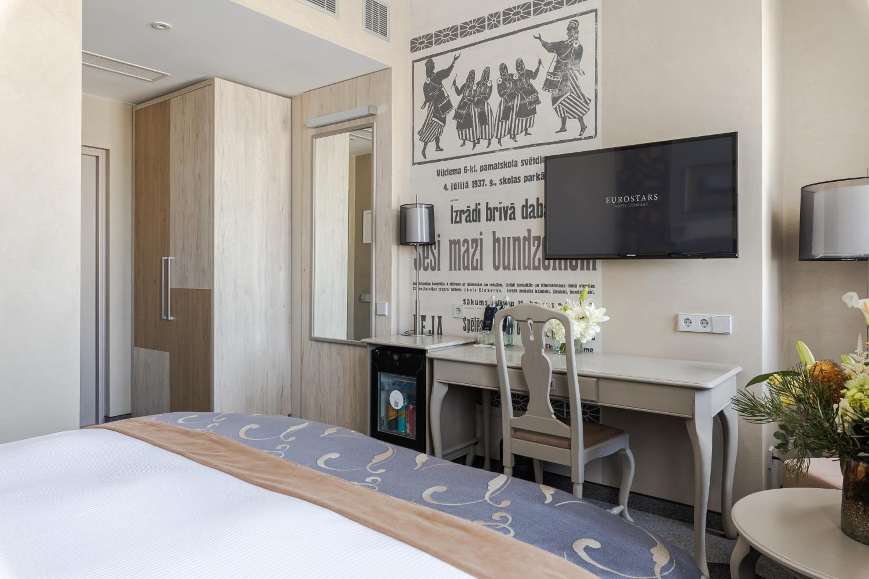 Deluxe Double or Twin Room - Photo 5
