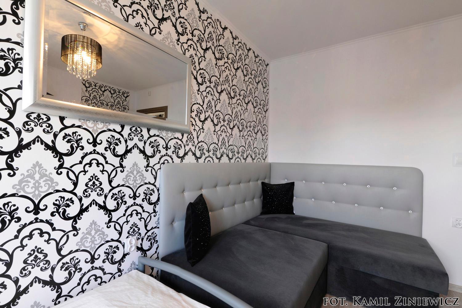 Deluxe Double Room (2 Adults + 1 Child) photo 2
