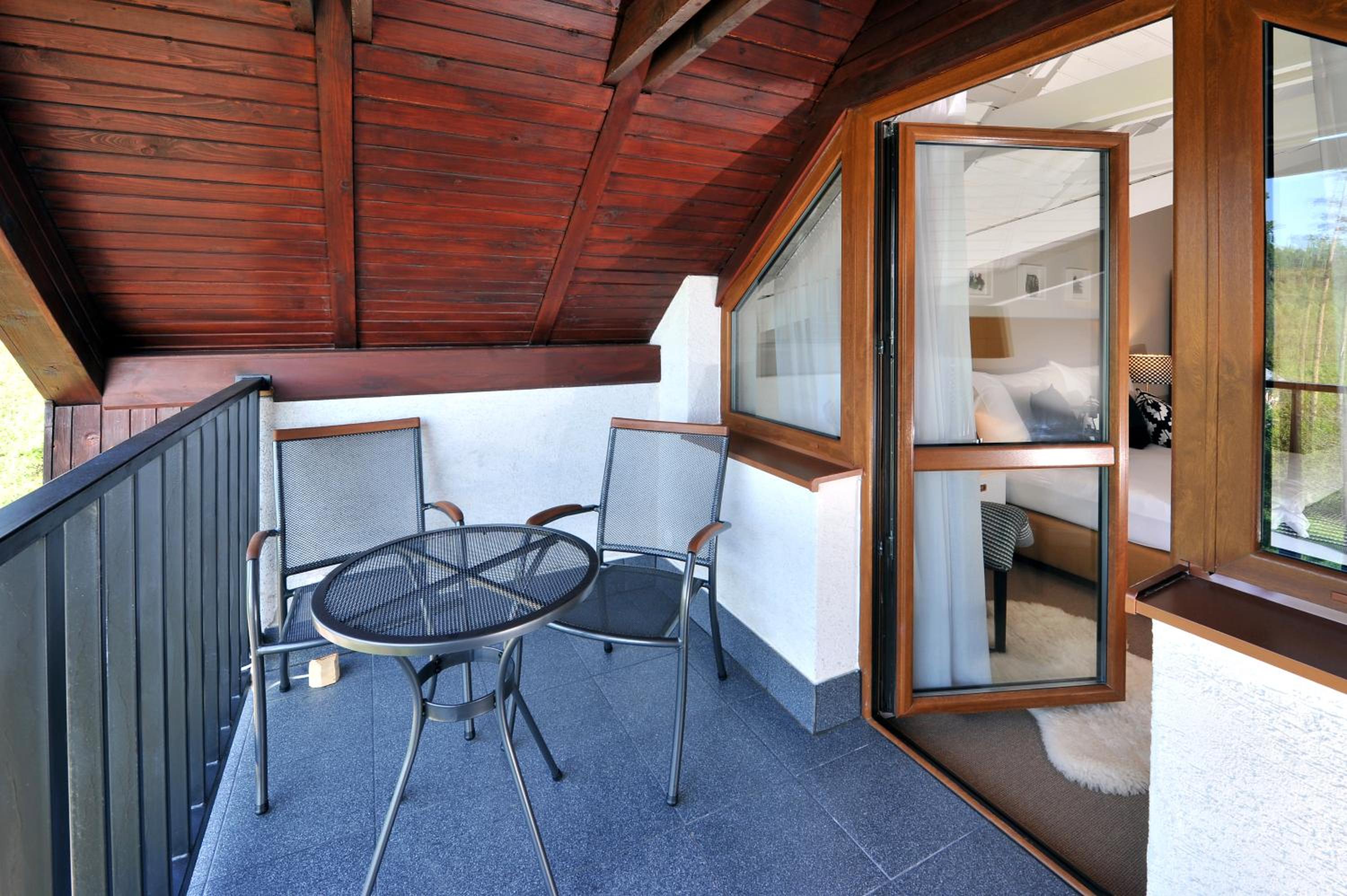 Two-Bedroom Apartment (4 Adults) photo 2