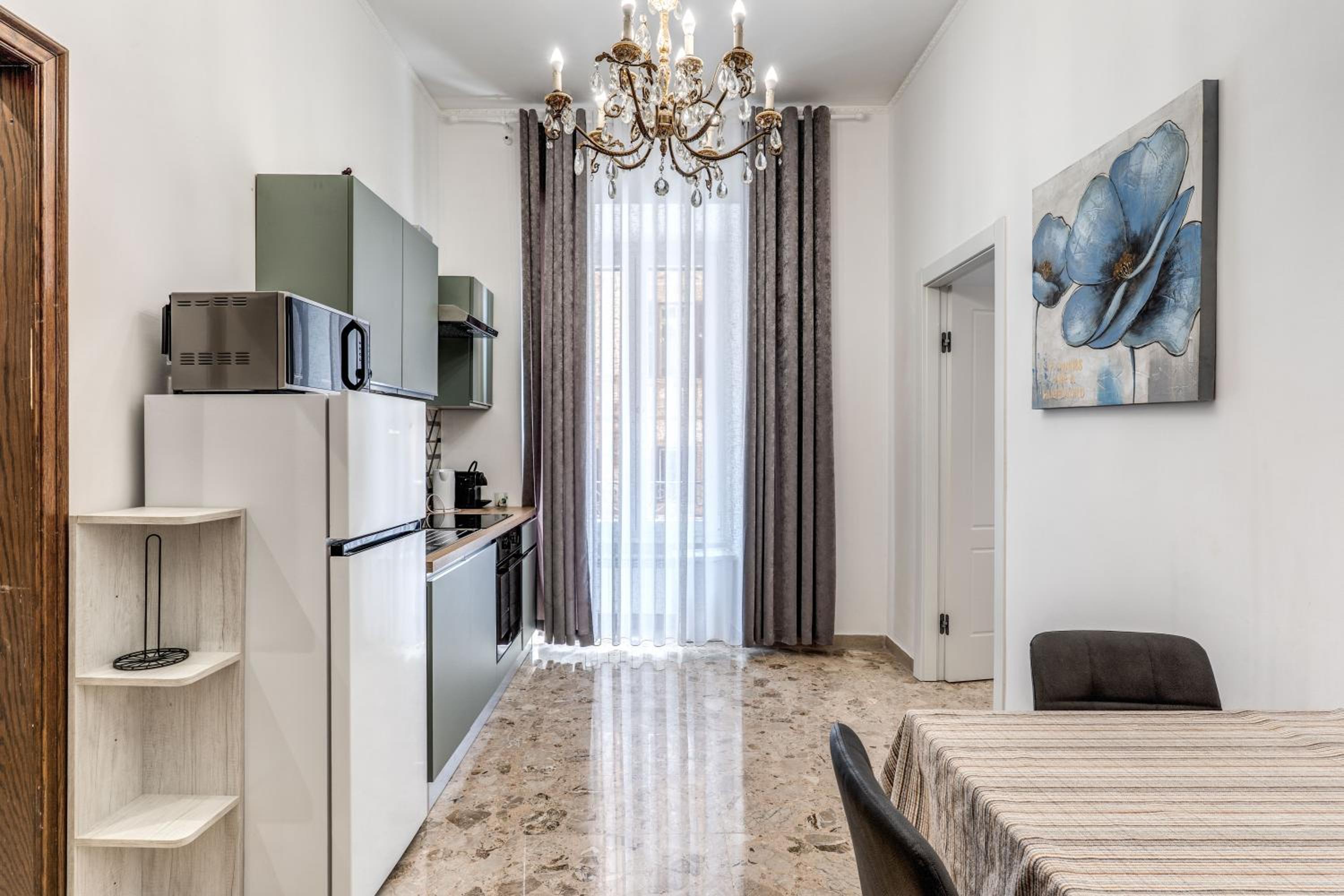 Two-Bedroom Deluxe Apartment