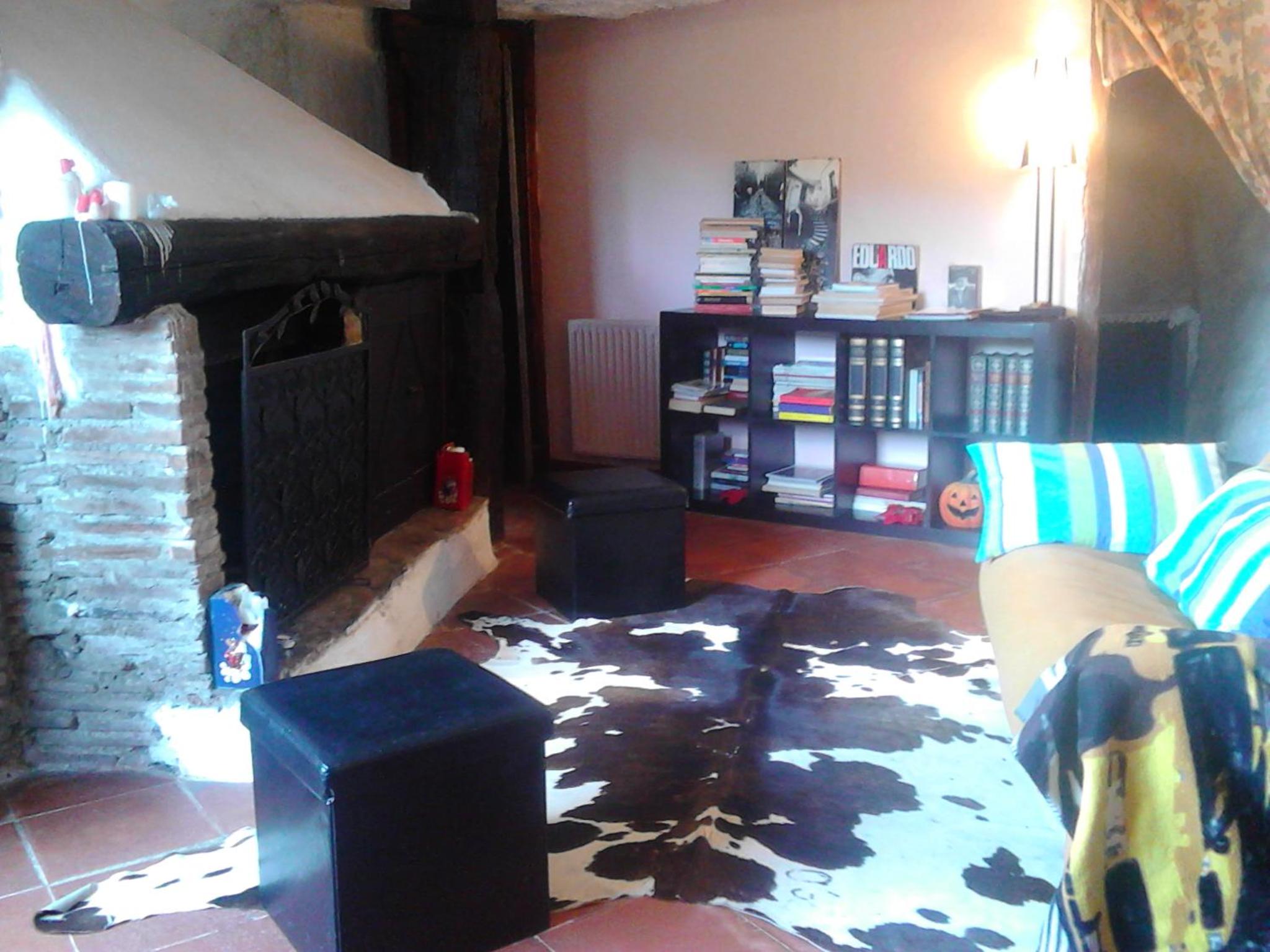 One-Bedroom House - Photo 51