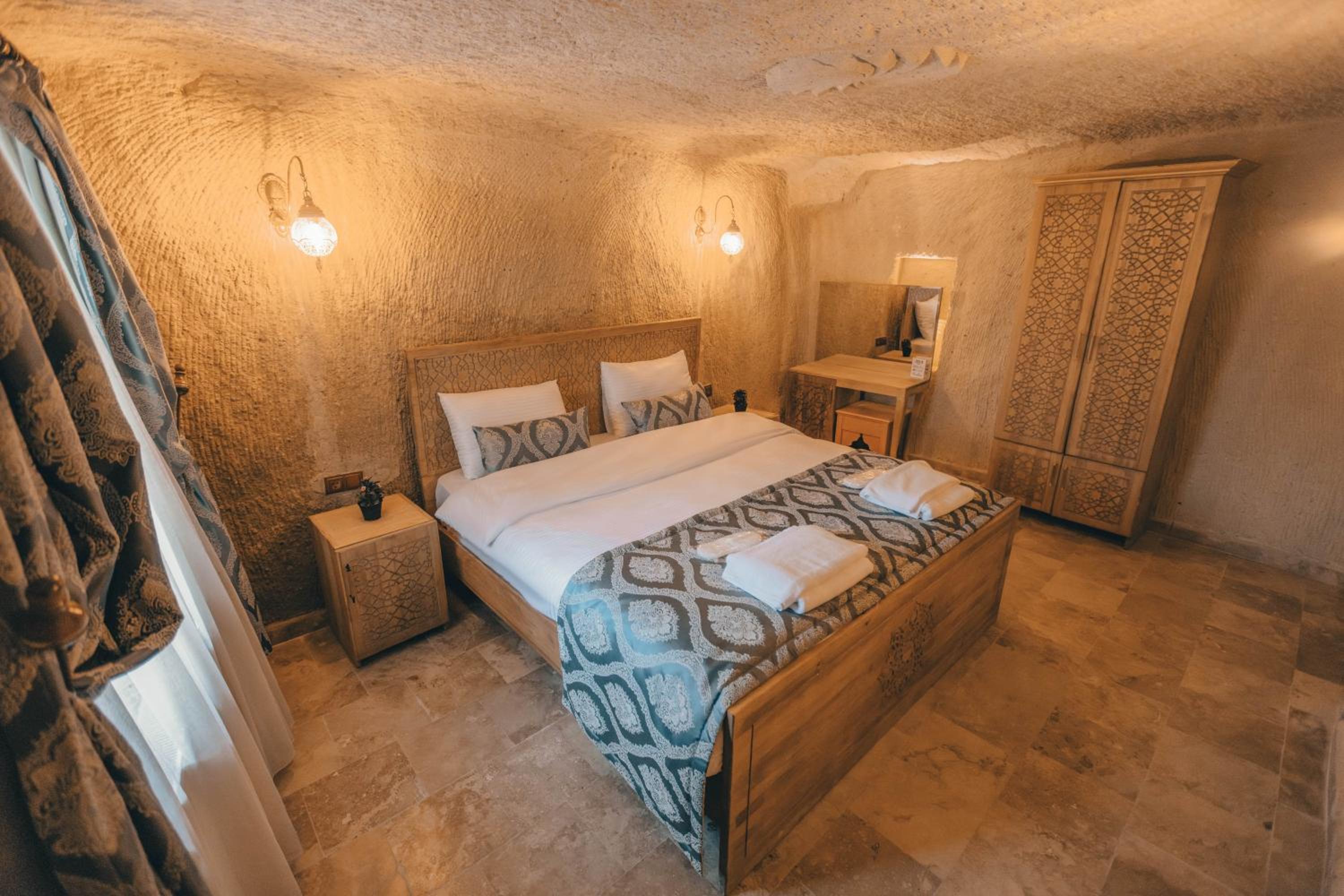 Suite with Garden View