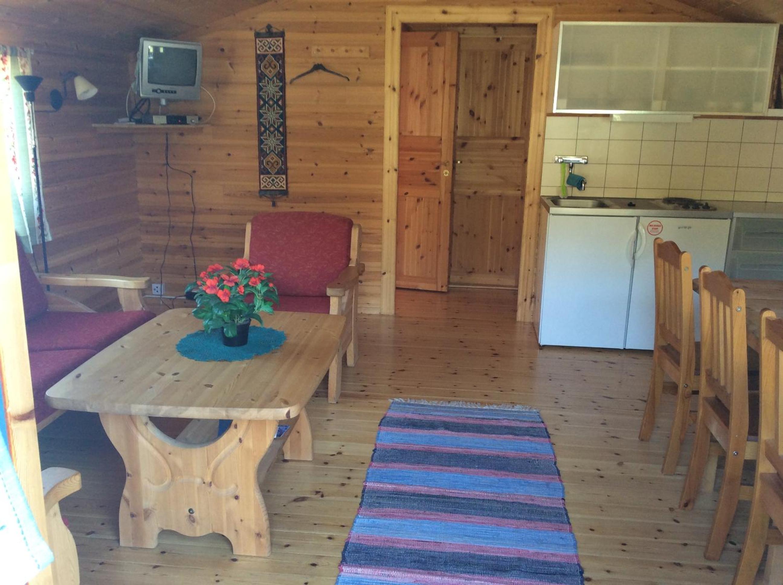Two-Bedroom Cottage photo 2