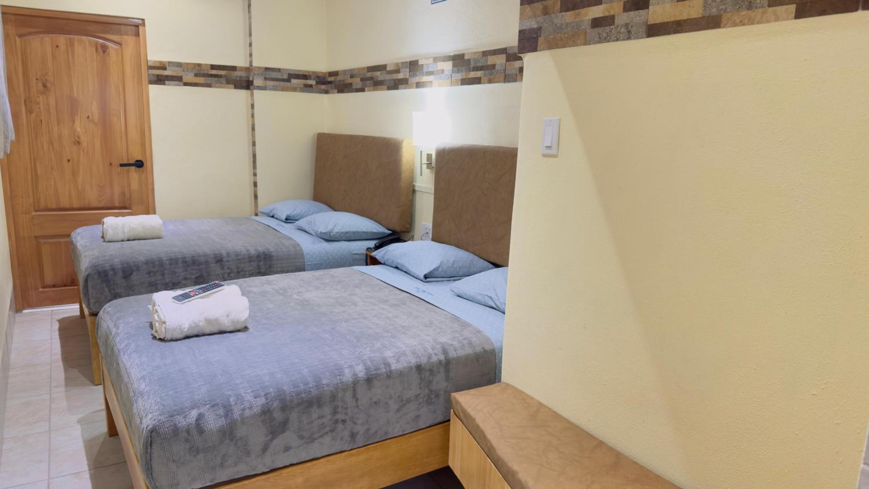 Deluxe Twin Room photo 3
