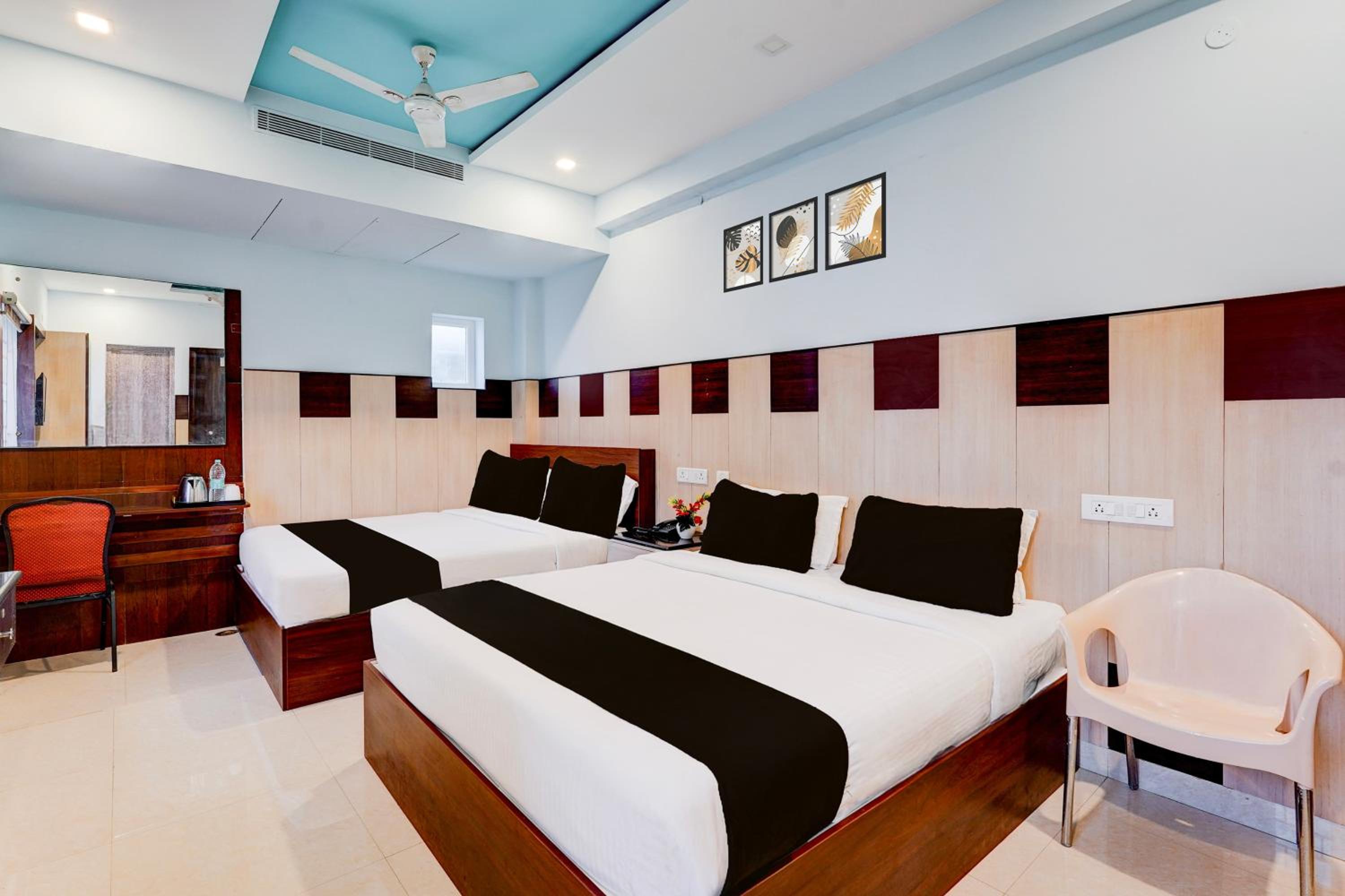 Standard Double Room photo 3