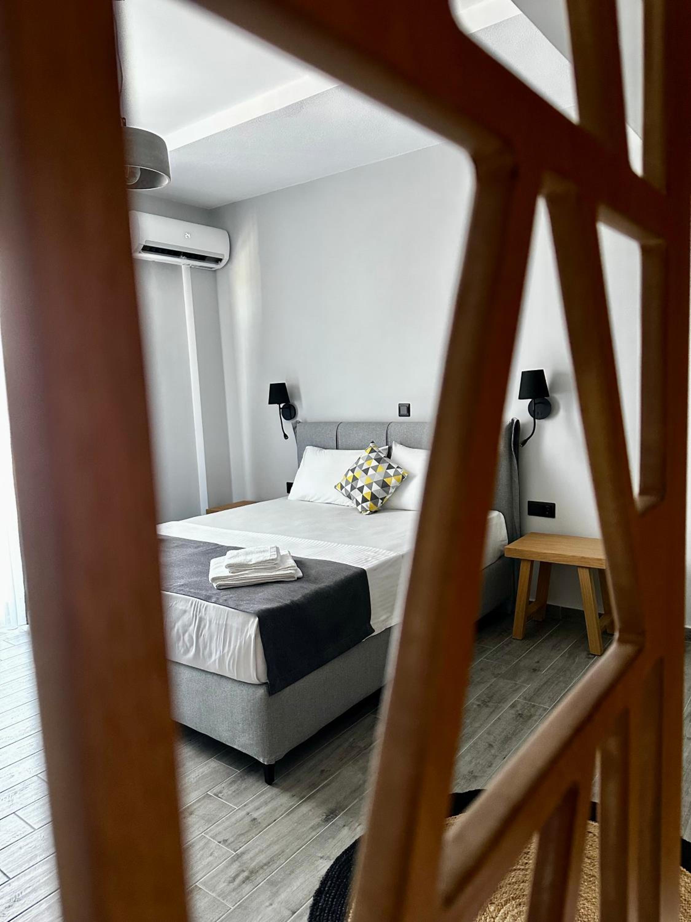 Deluxe Triple Room photo 3