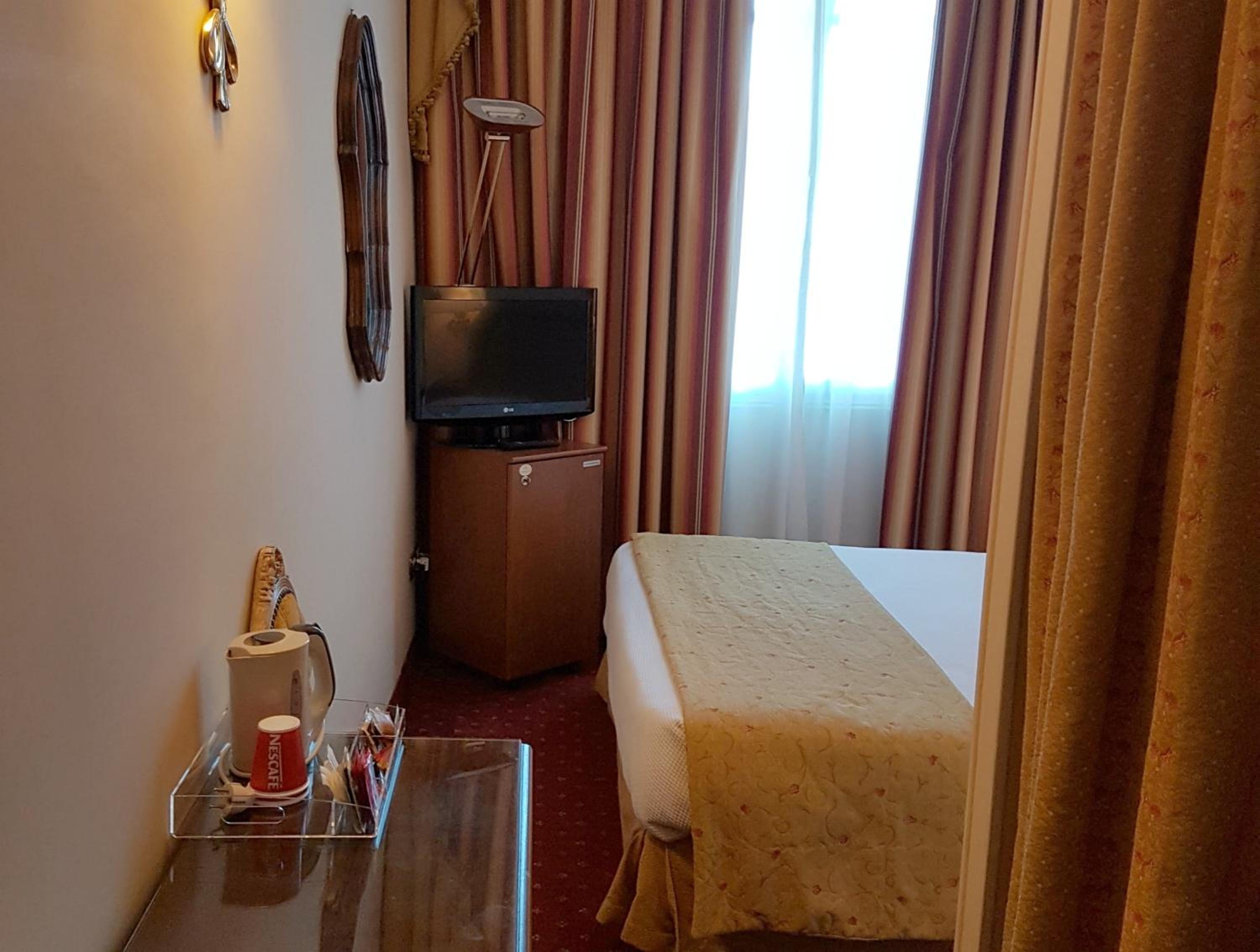 Comfort Single Room
