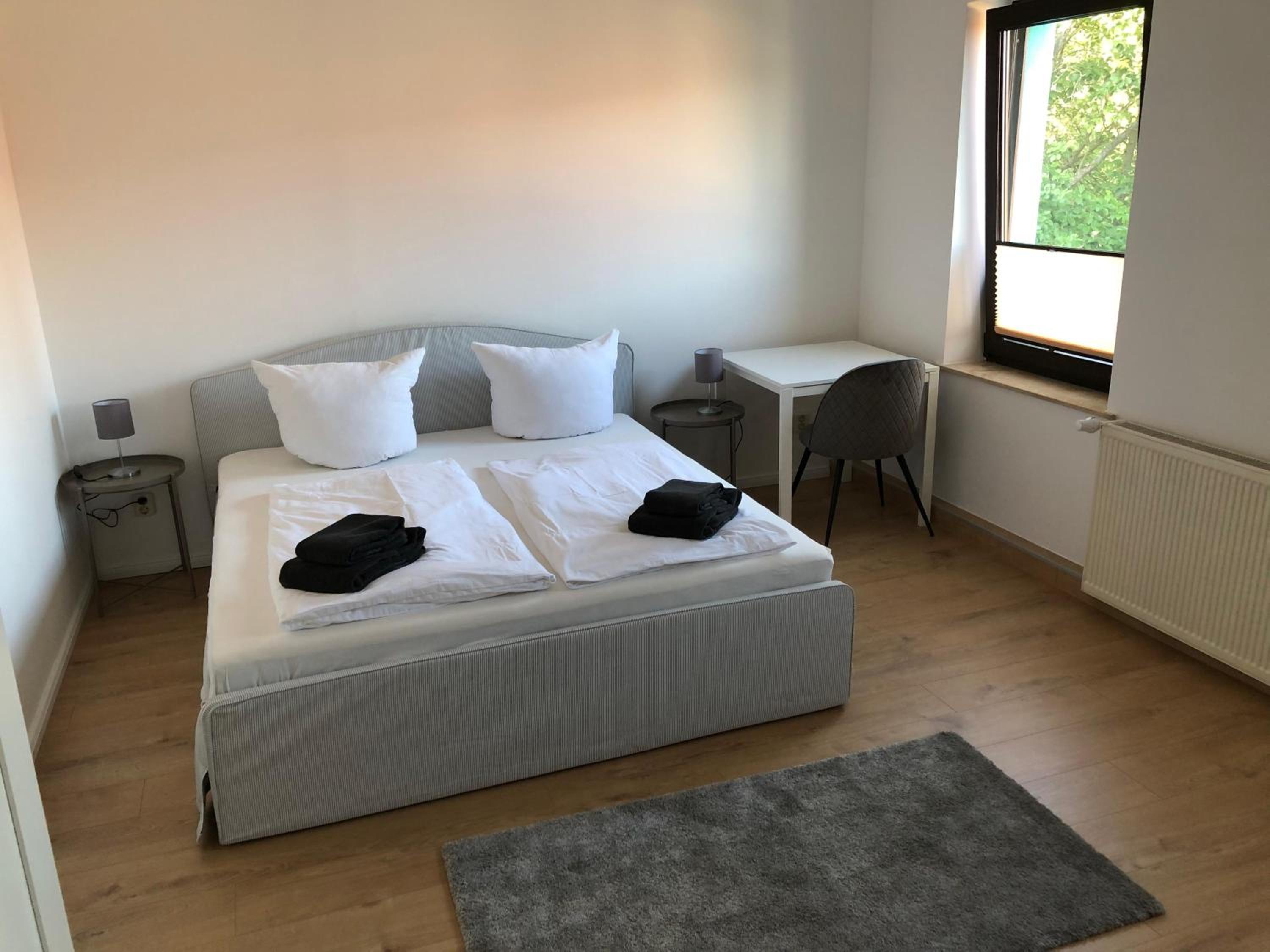 Deluxe Double Room with Shower photo 2