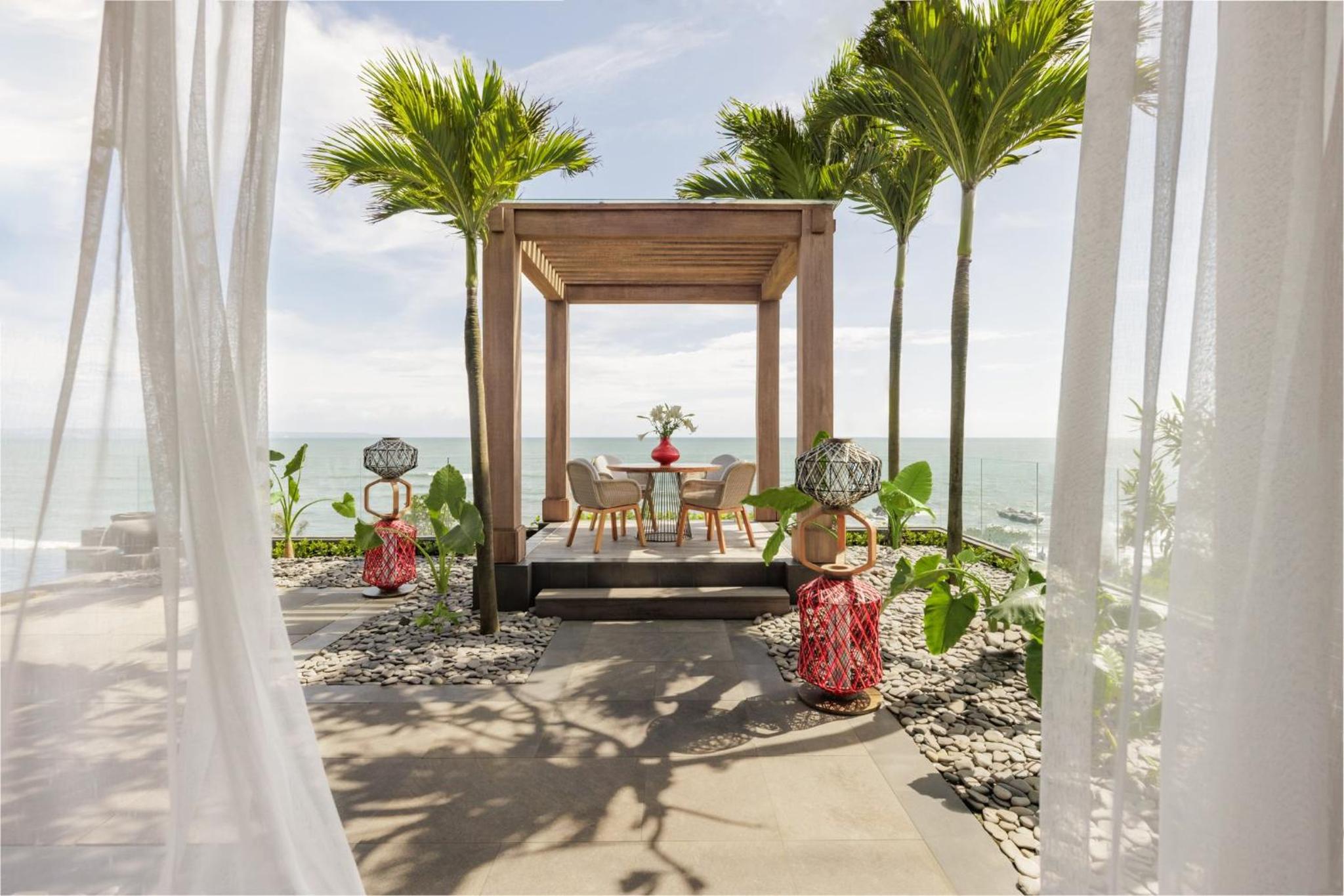 Two-Bedroom Penthouse with Private Pool and Oceanfront