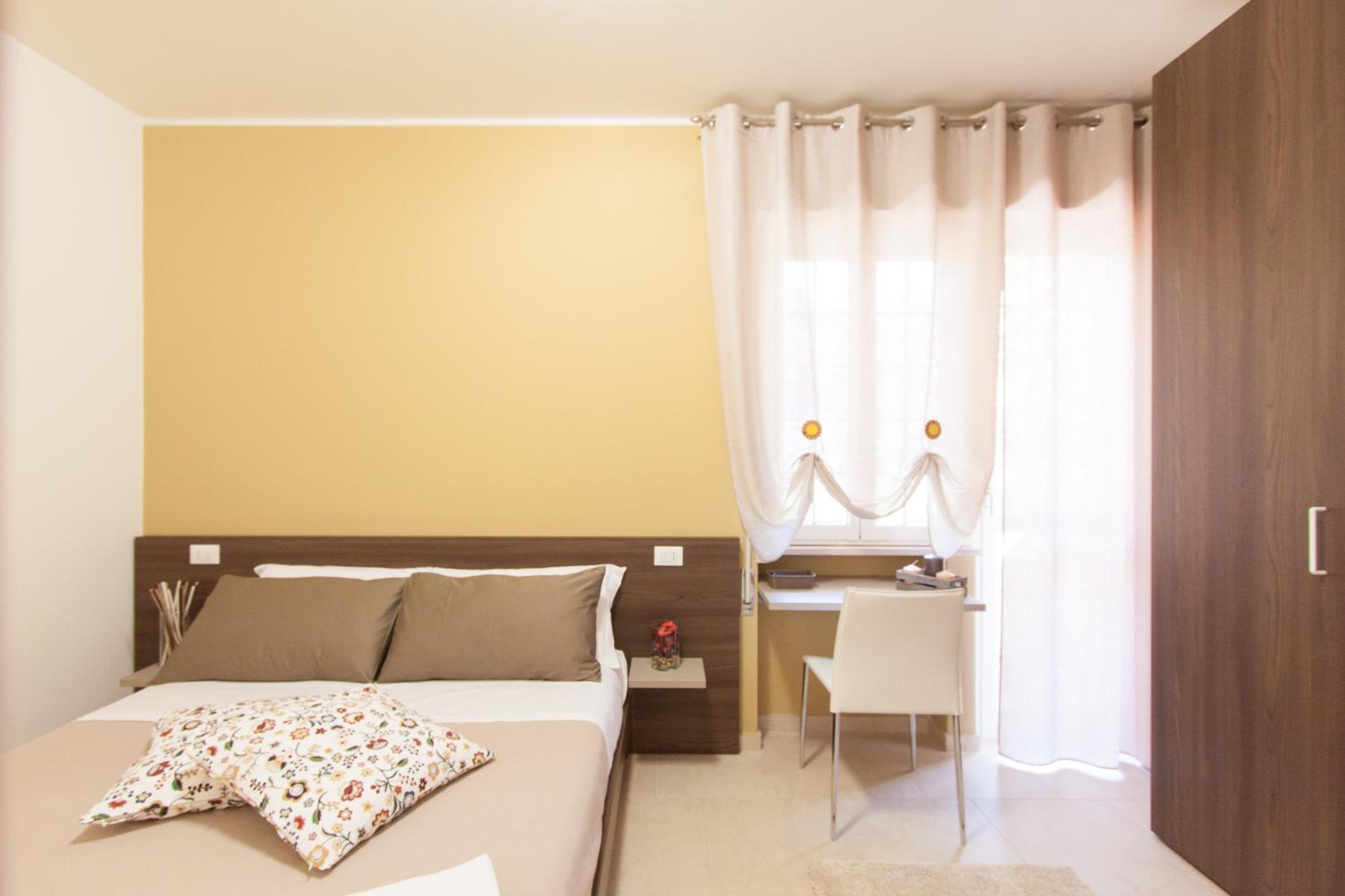 Standard Double or Twin Room with Balcony photo 2