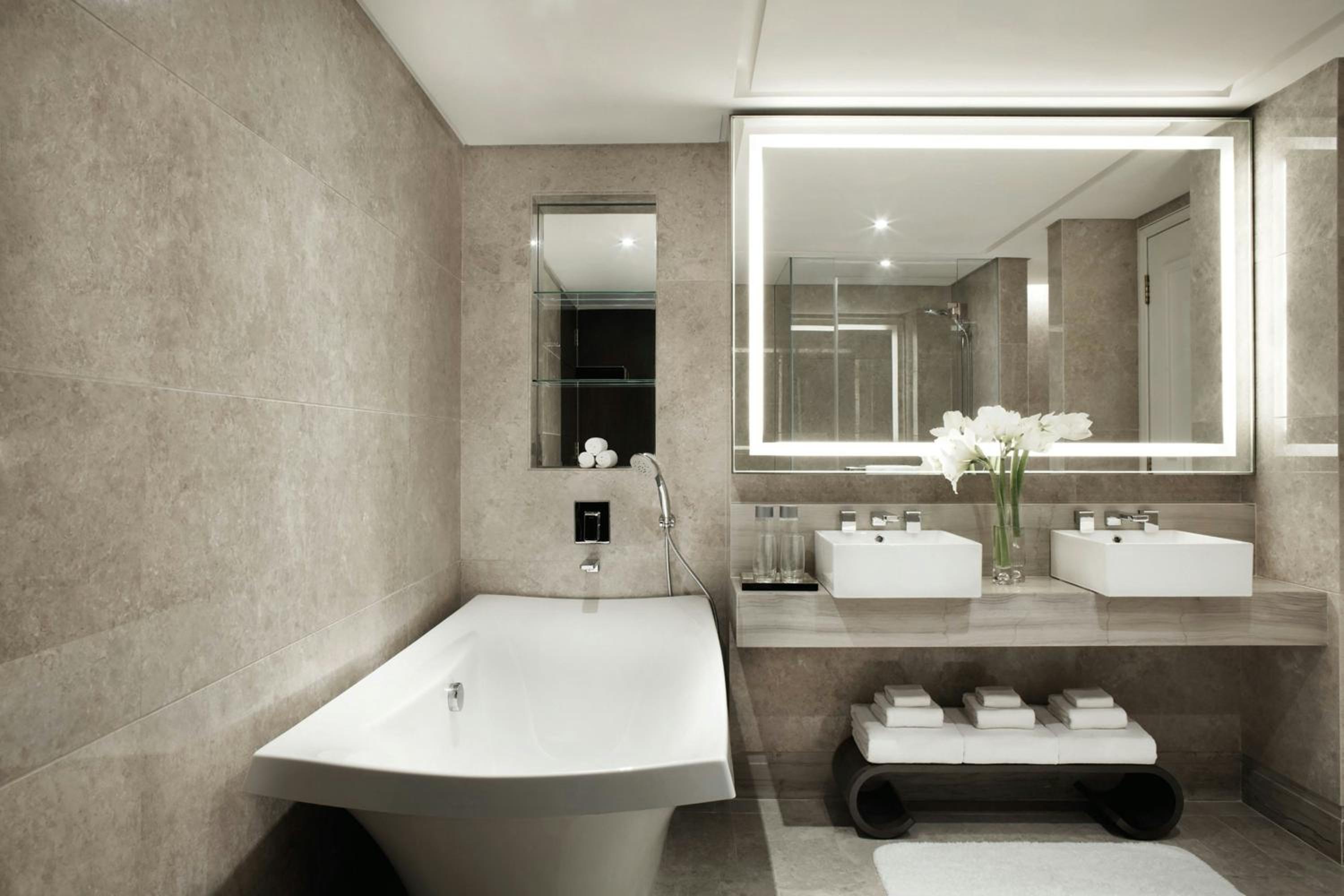 Executive Twin Suite, Club Lounge Access photo 1