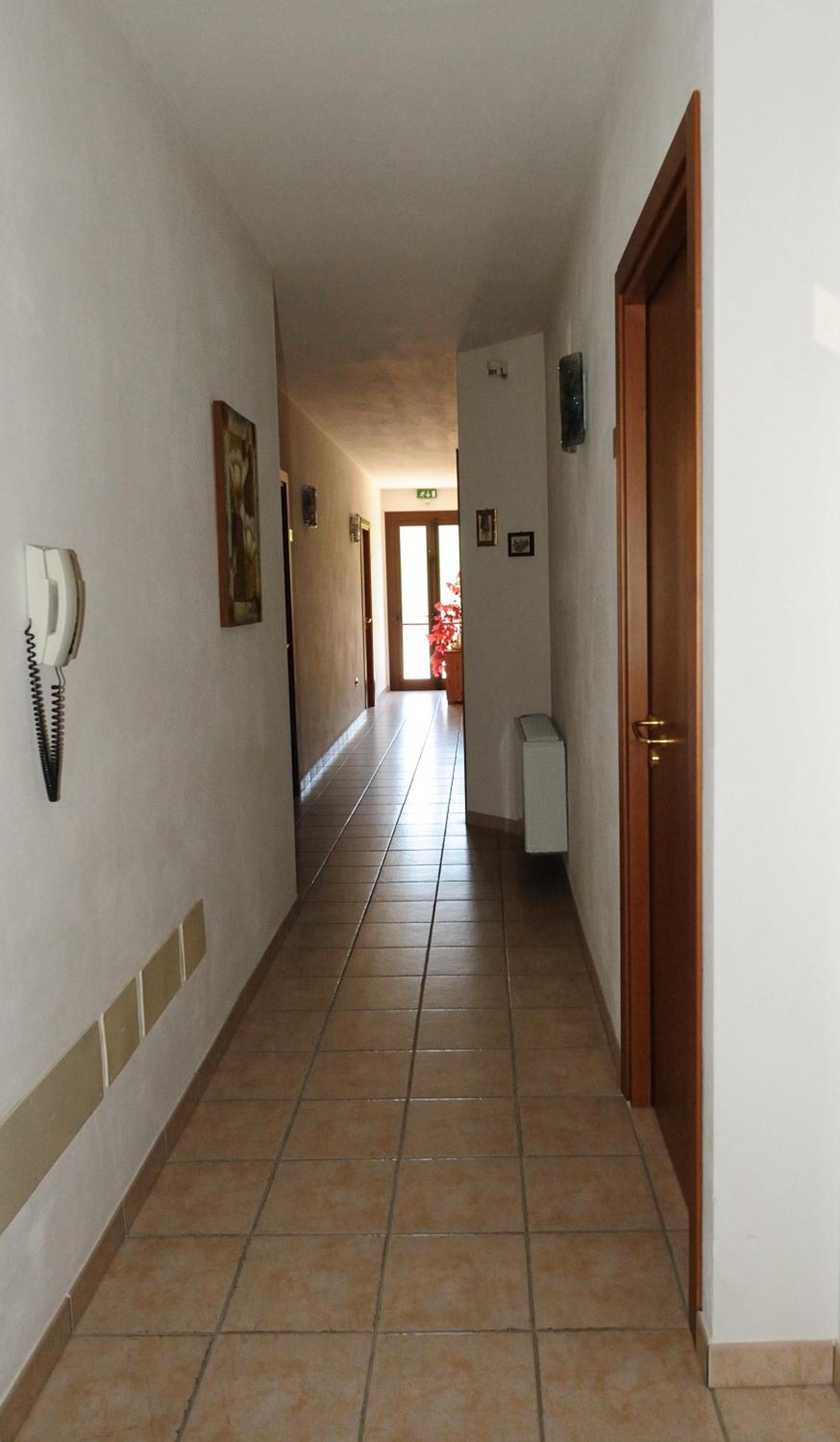 Double or Twin Room with Mountain View photo 2