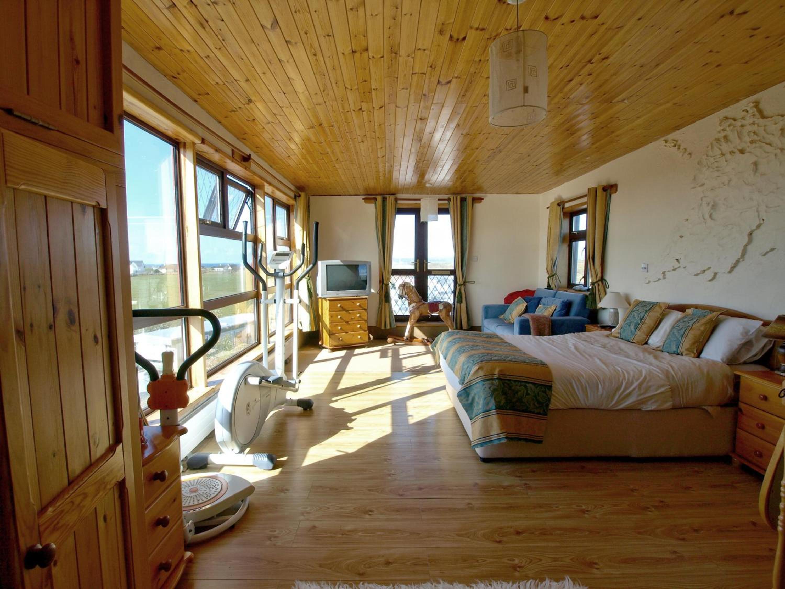 Penthouse photo 2
