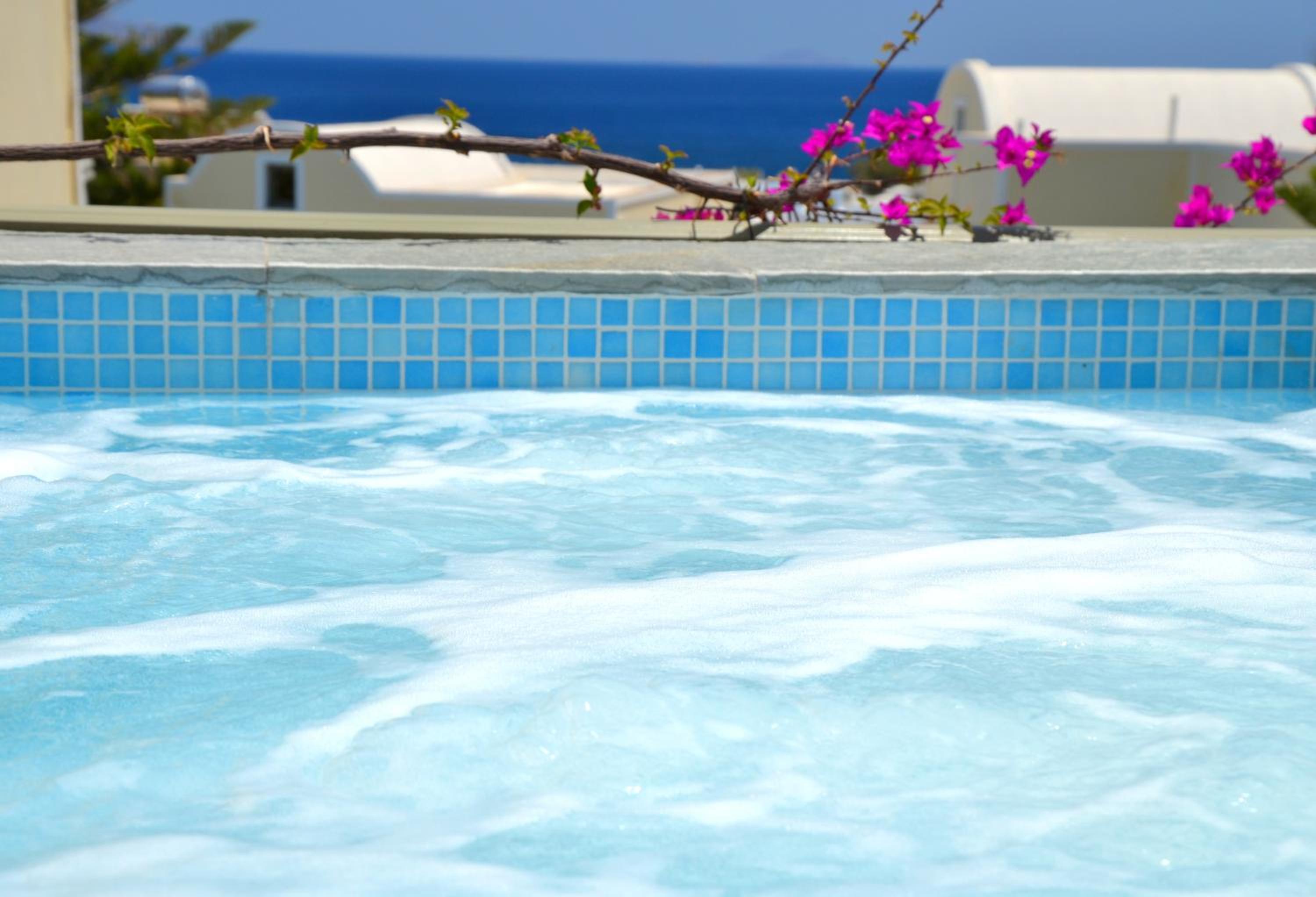 Deluxe Suite with Sea View photo 2