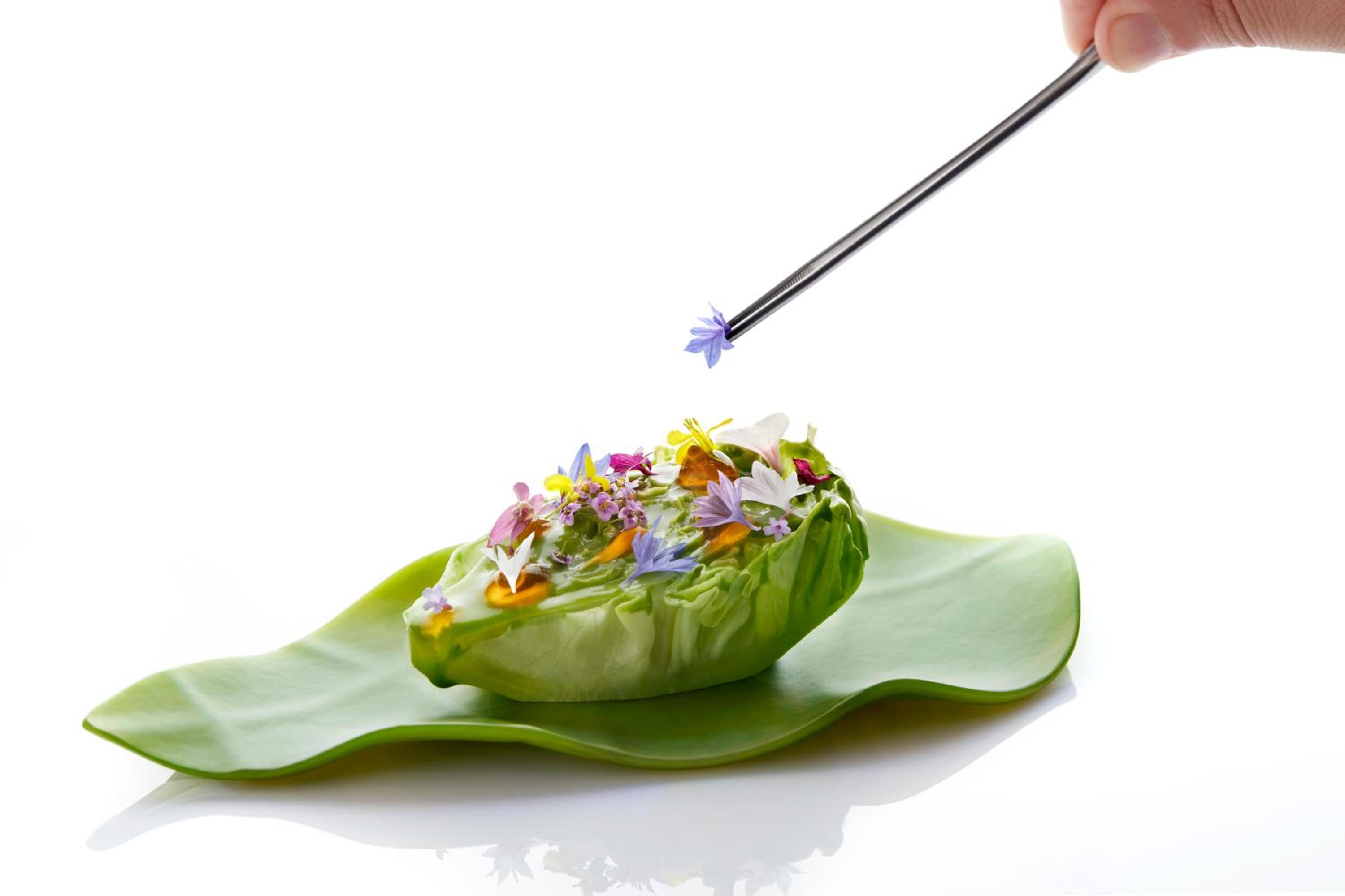 3D2N Unwind and Dine Package - Deluxe Room with complimentary $100 SGD F&B Credits