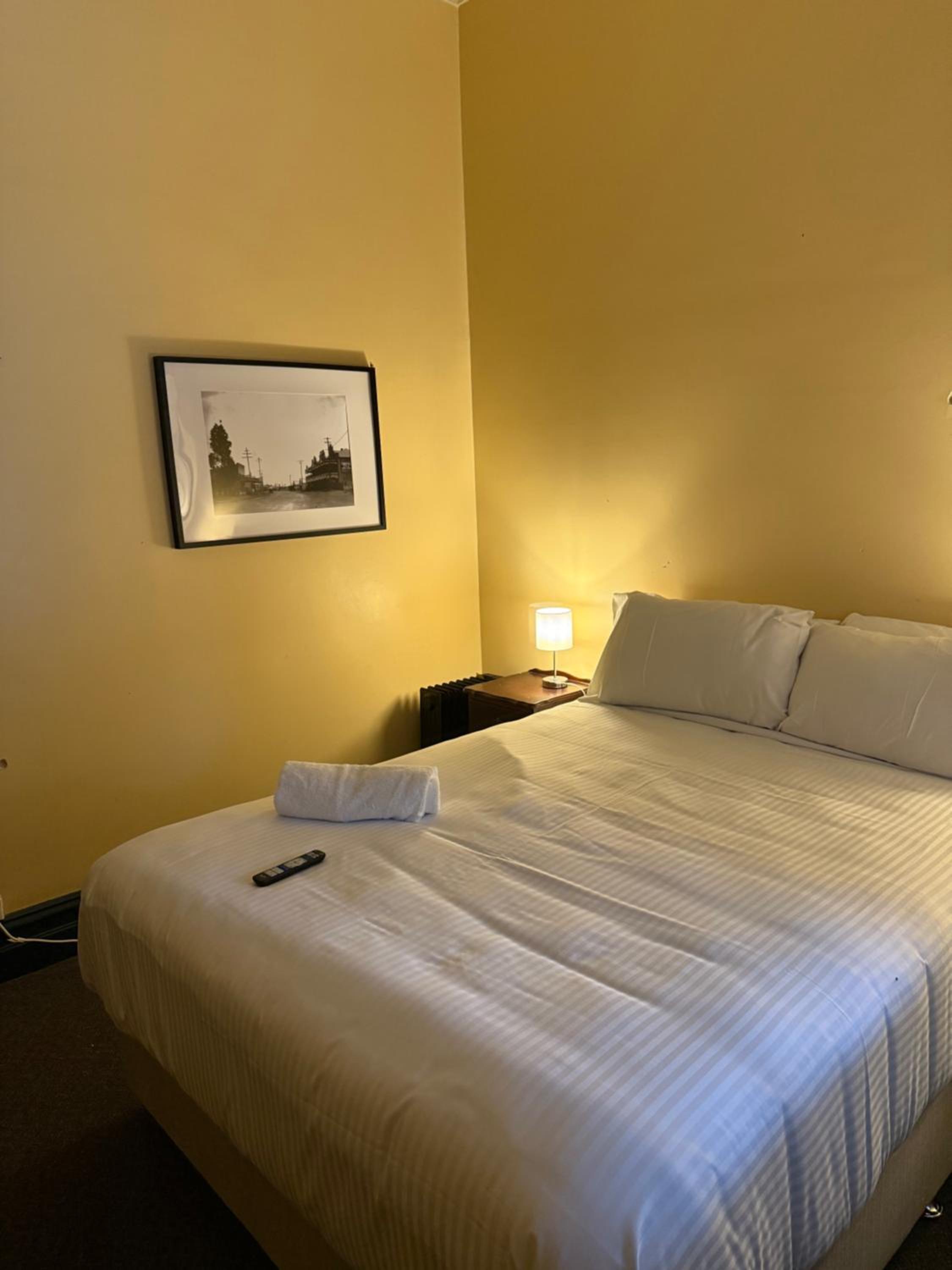 Queen Room - Photo 1