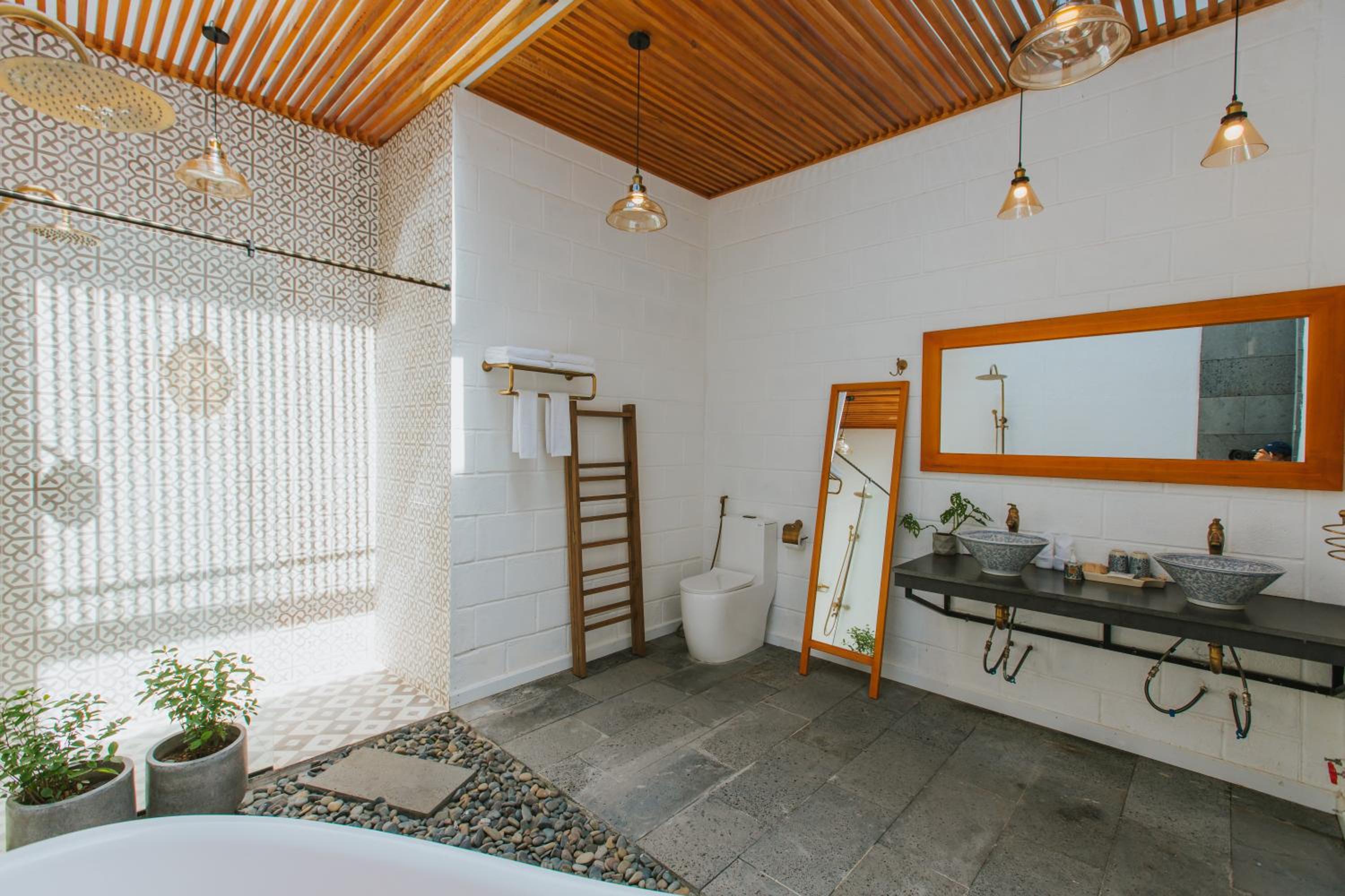 Two-Bedroom Villa - Photo 8