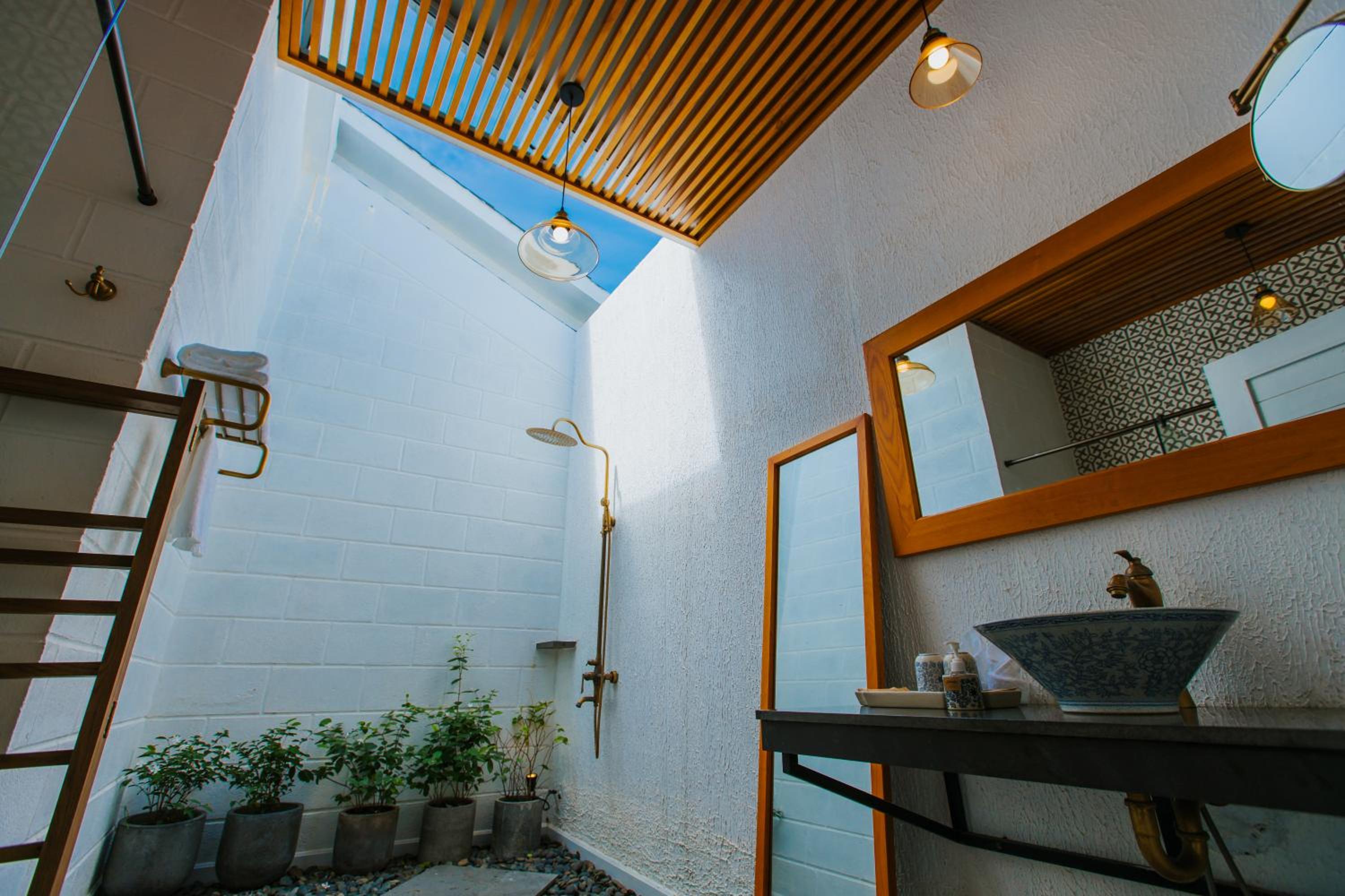 Two-Bedroom Villa - Photo 6