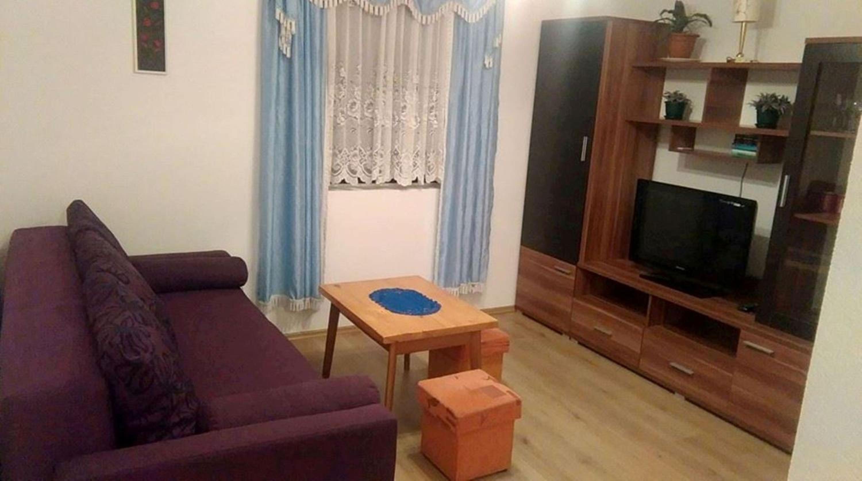 One-Bedroom Apartment - Ground Floor - Photo 5