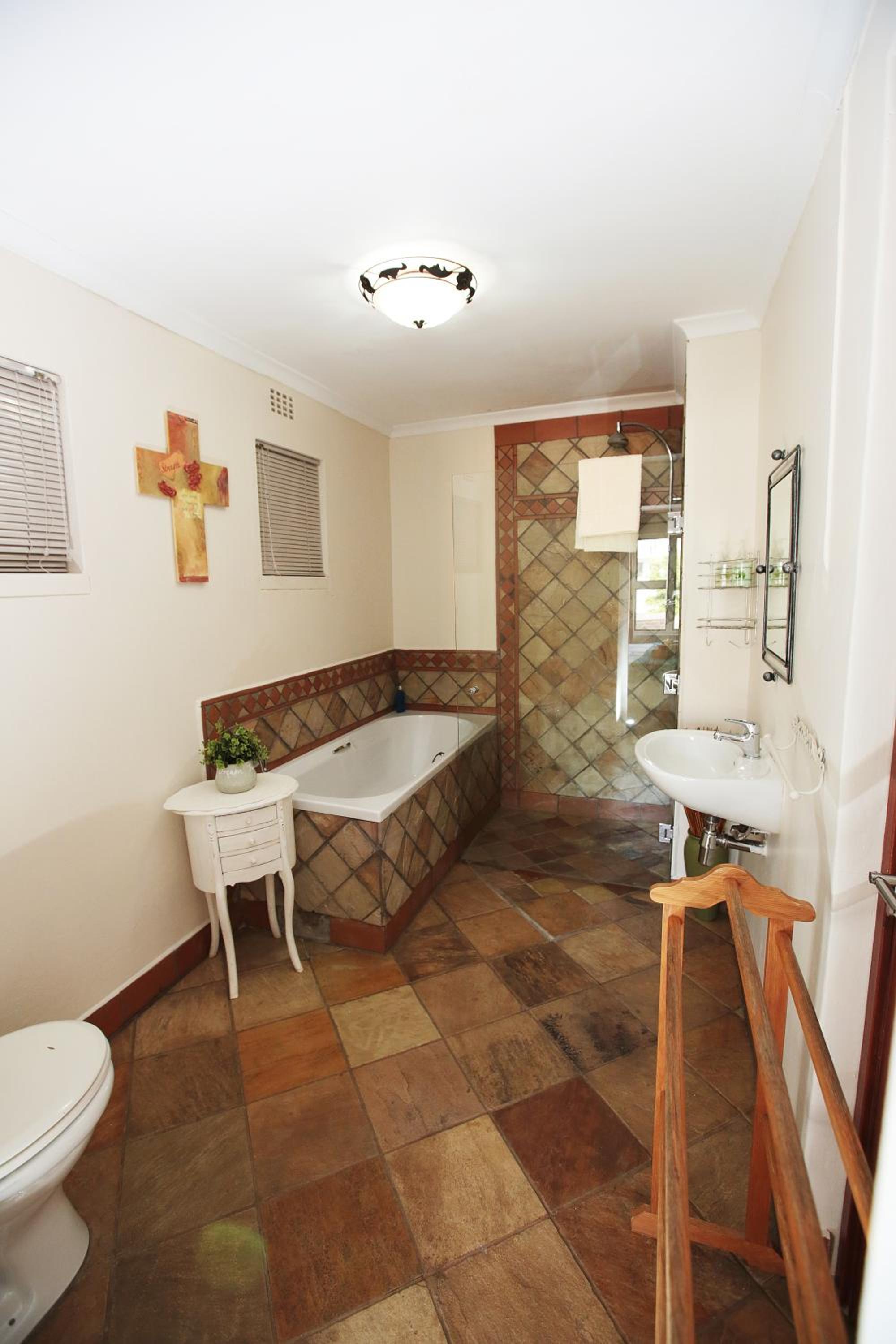 Double or Twin Room with Bathroom