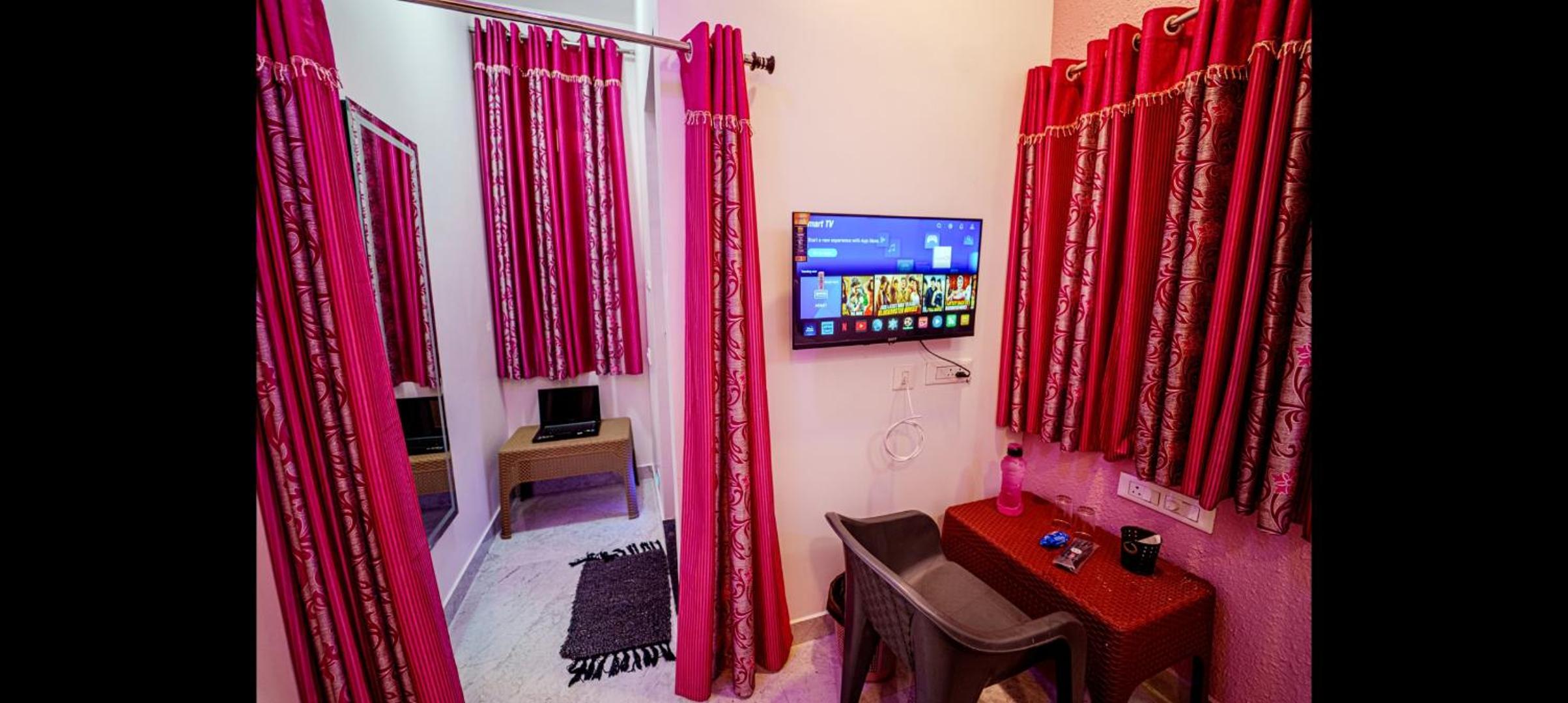 Queen Room