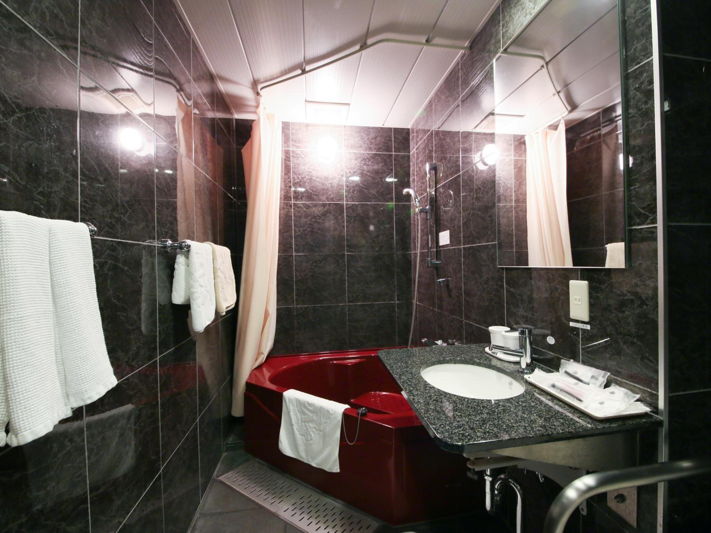 Standard Twin Room photo 2
