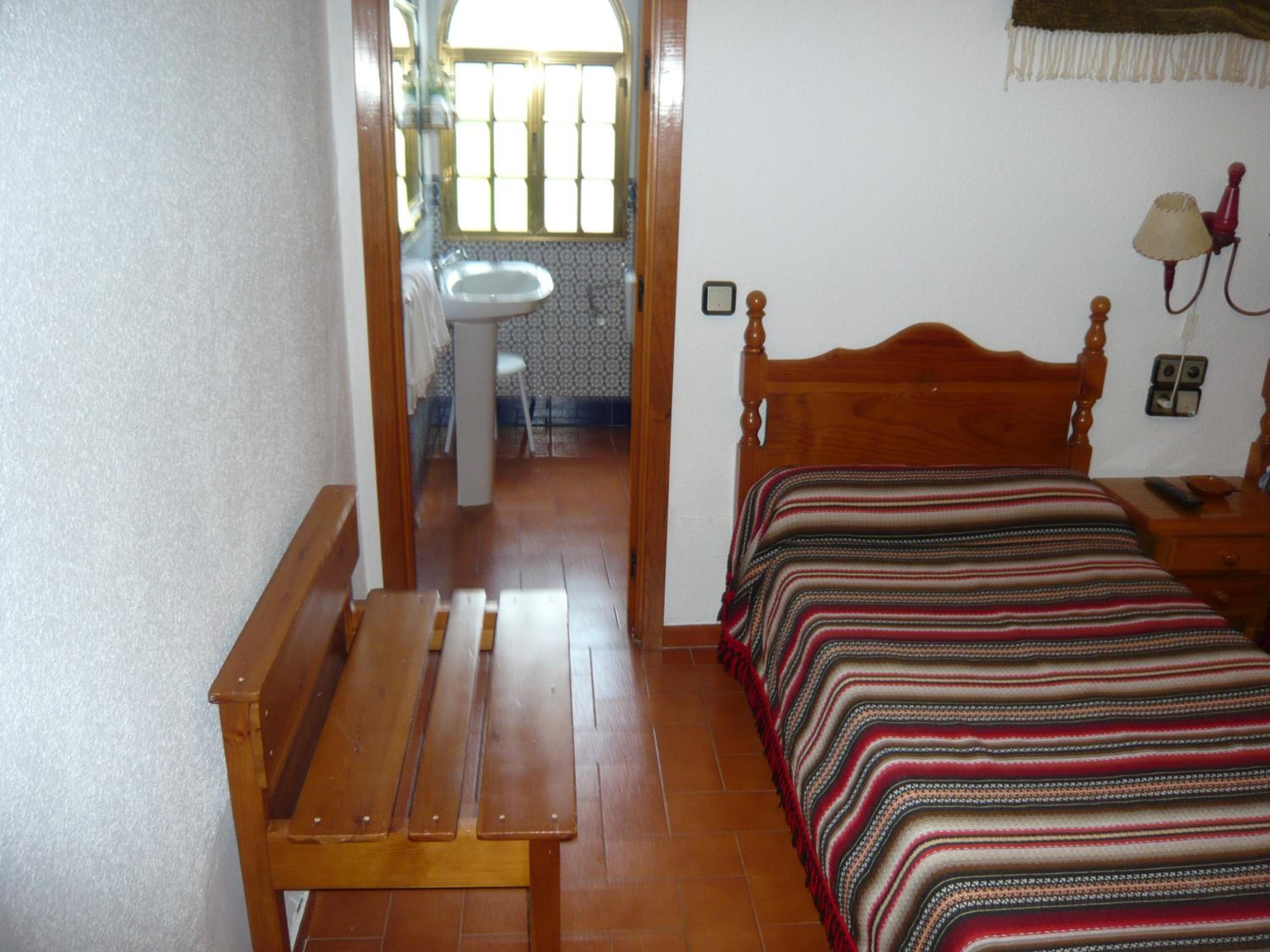 Habitación Doble con Baño Privado