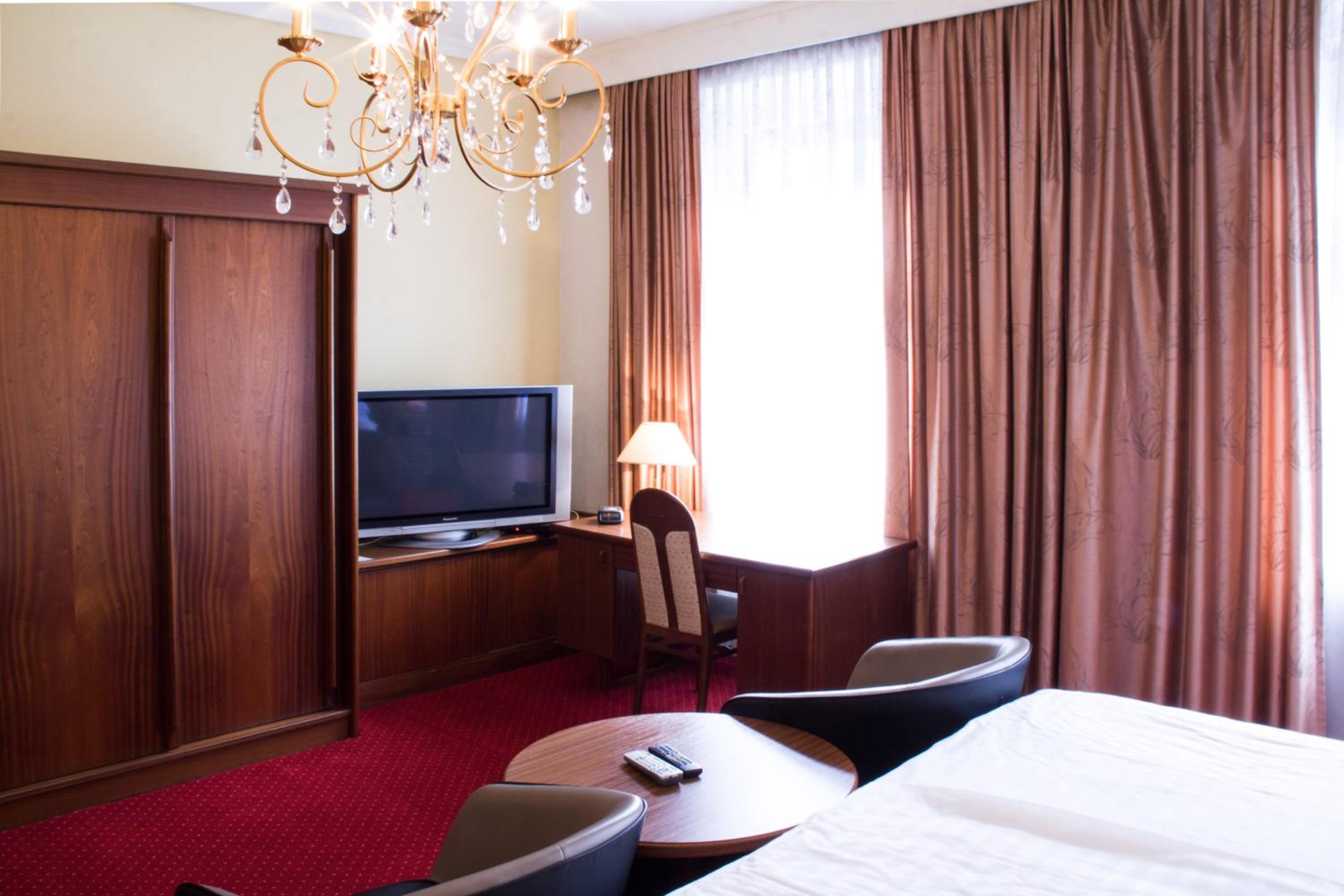 Double Room - Photo 3