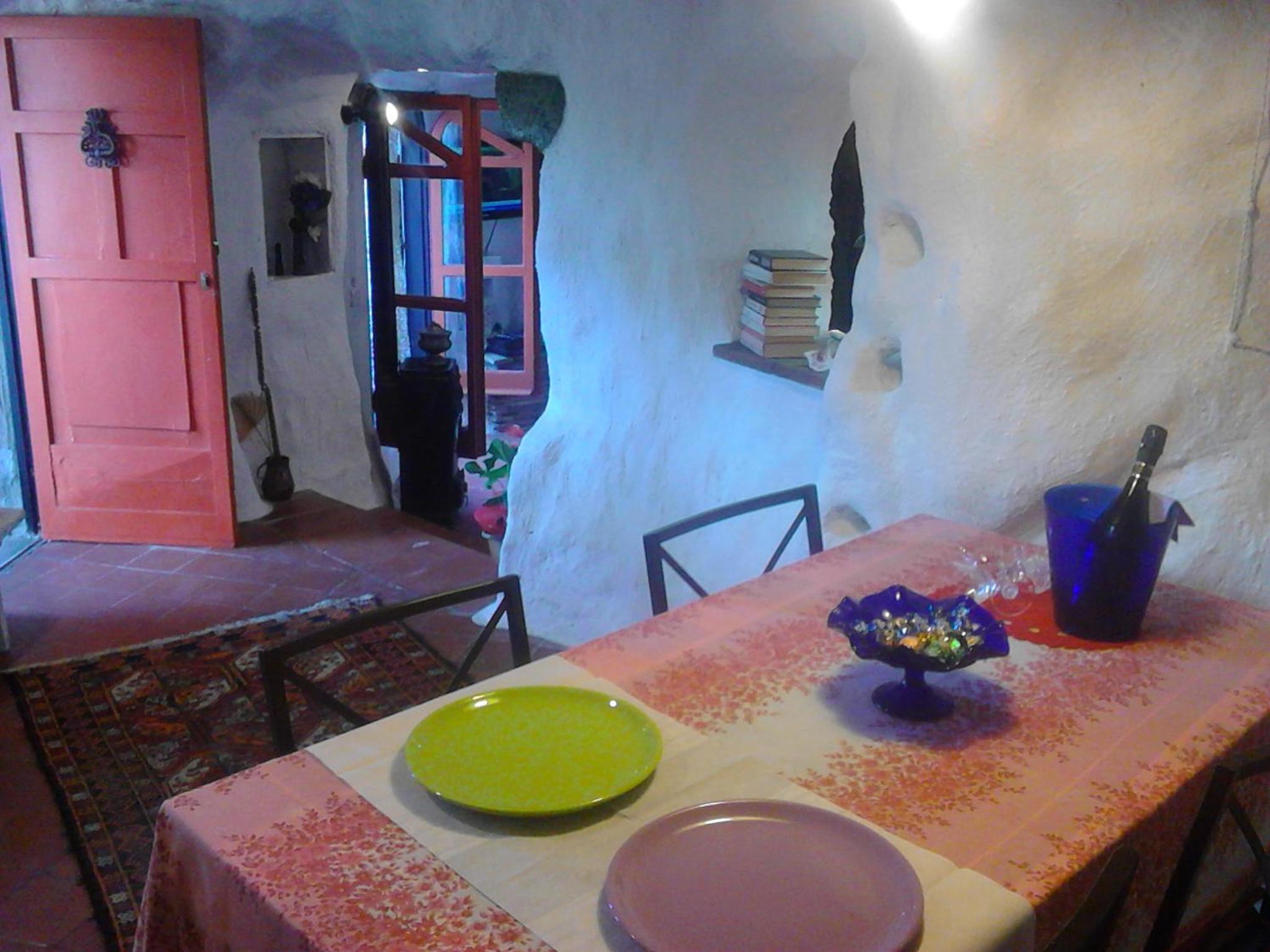 One-Bedroom House - Photo 49