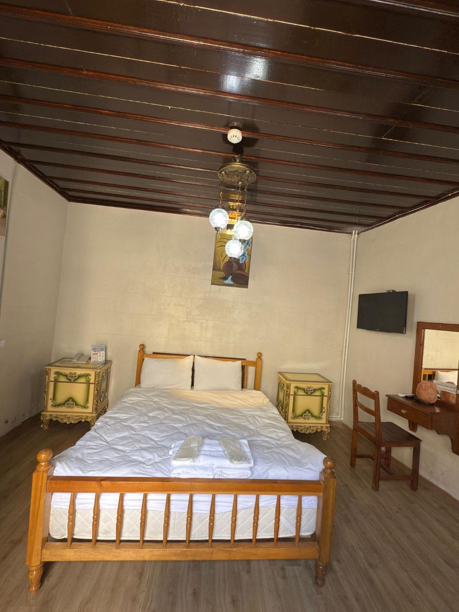 Standard Single Room photo 2