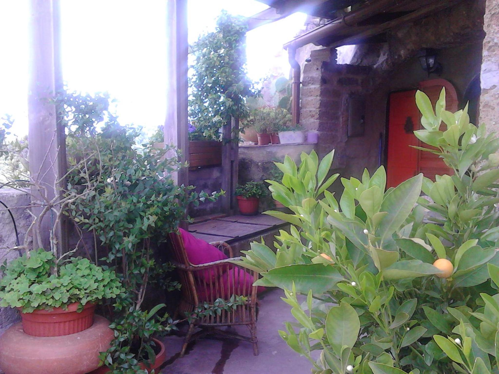 One-Bedroom House - Photo 20