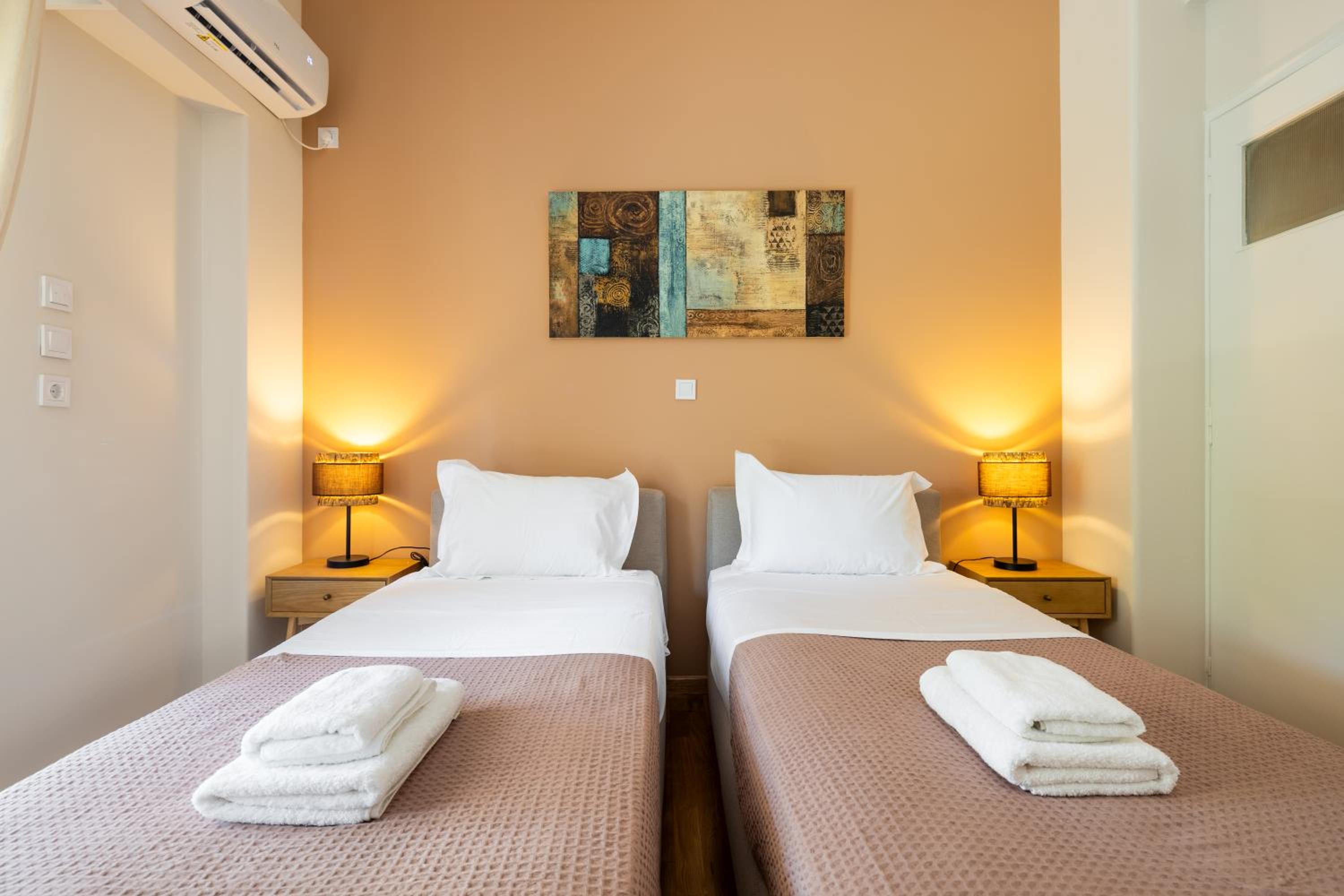 Two-Bedroom Apartment with Balcony photo 1