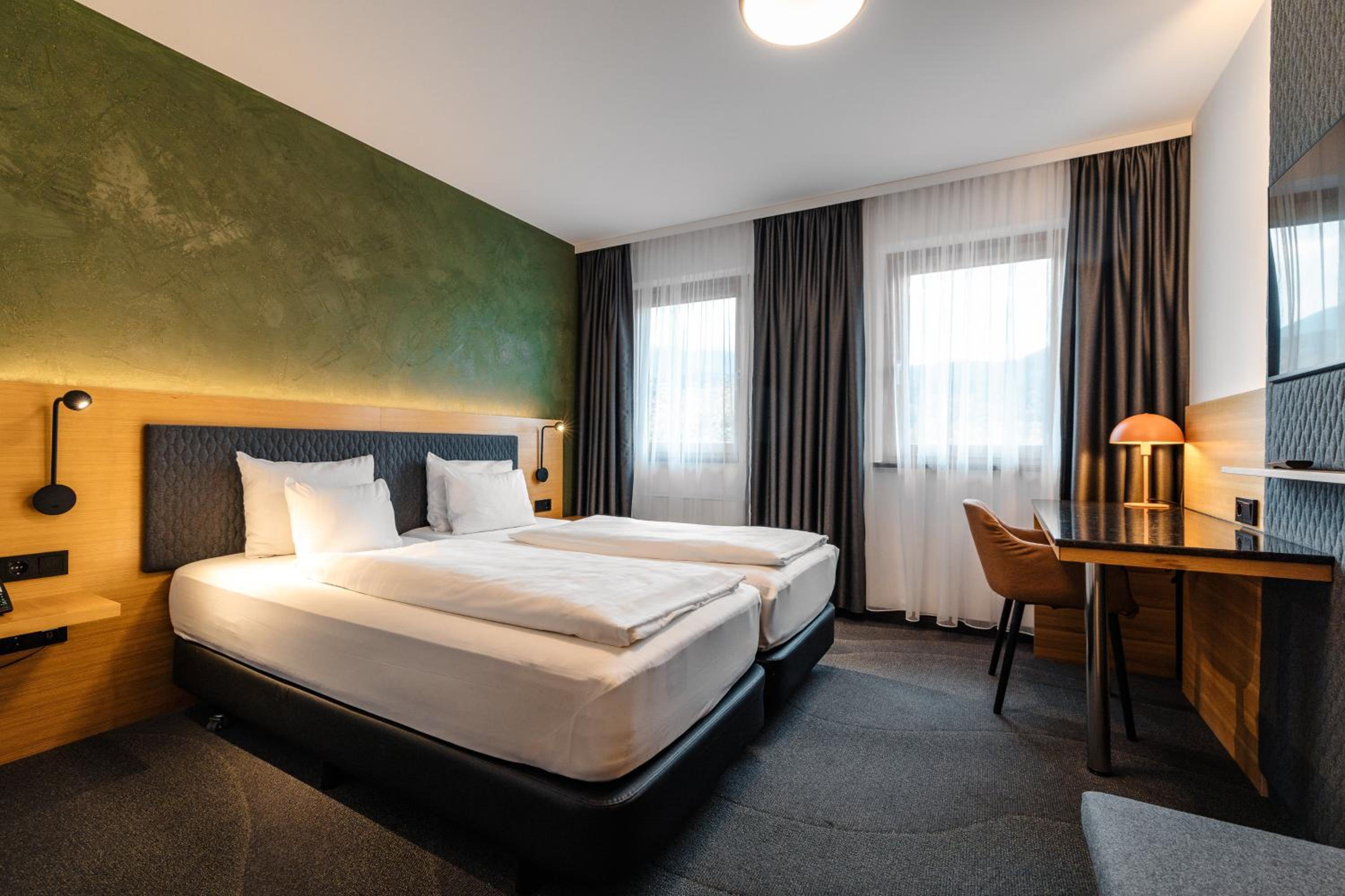 Standard Twin Room photo 1