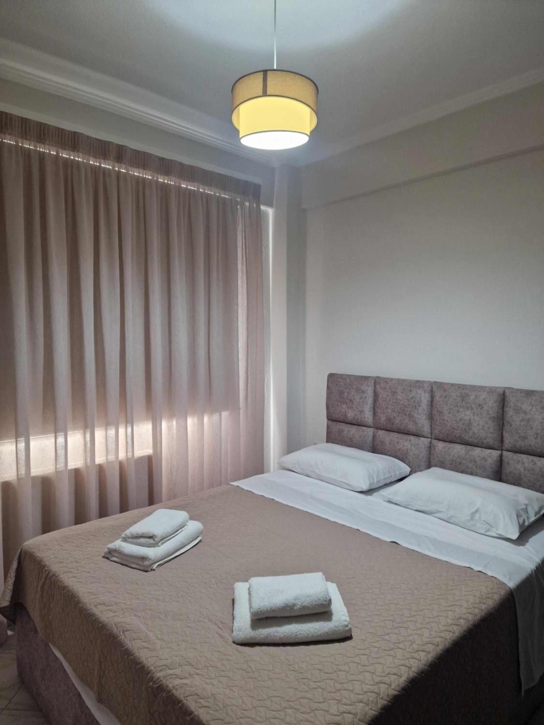 Two-Bedroom Apartment with Balcony photo 3
