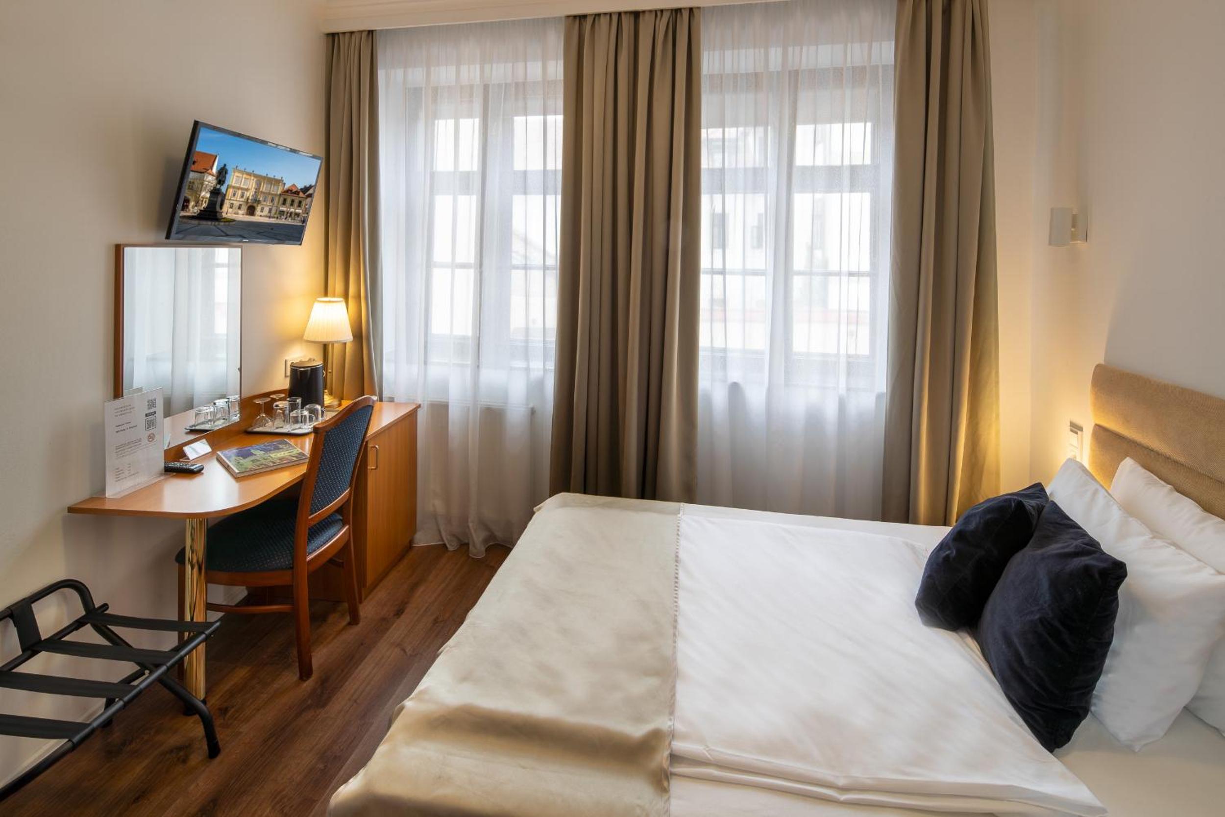 Single Room photo 2