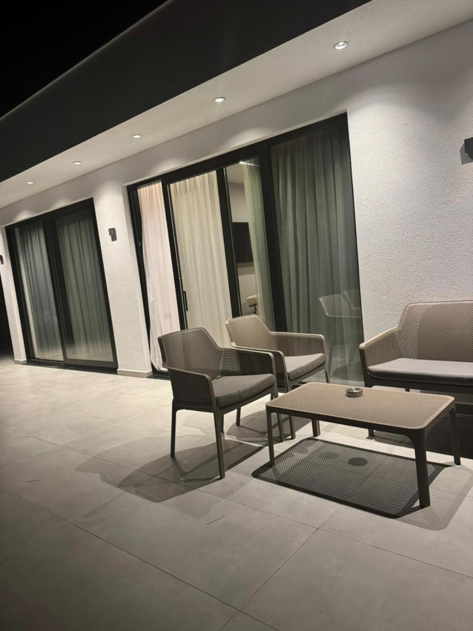 One-Bedroom Apartment with Sea View and Terrace