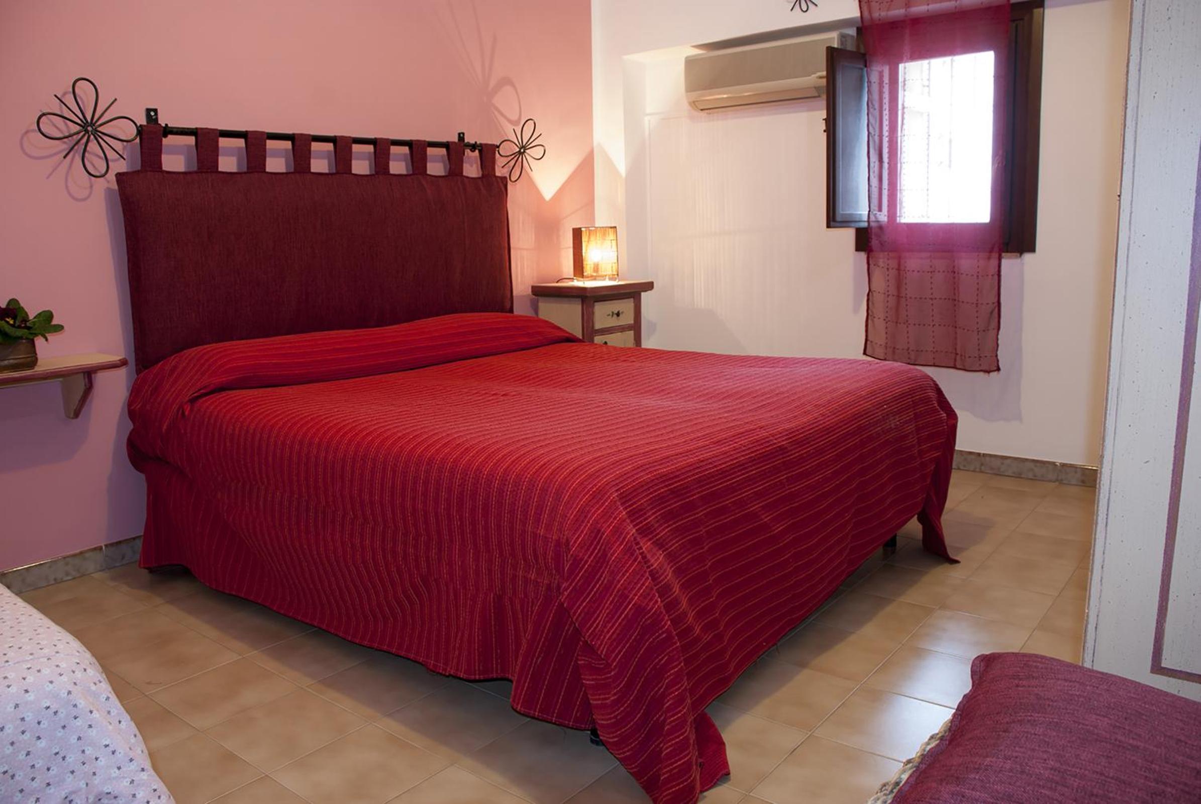 Triple Room with Private Bathroom photo 2