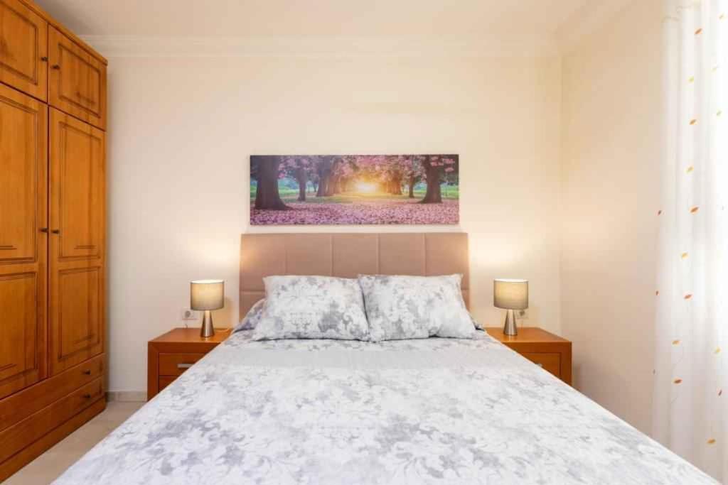 Apartment photo 2