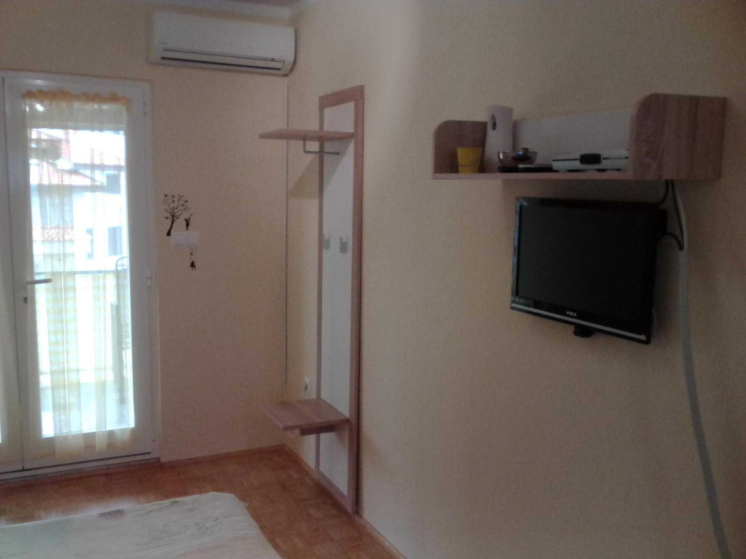 Studio with Balcony and Sea View