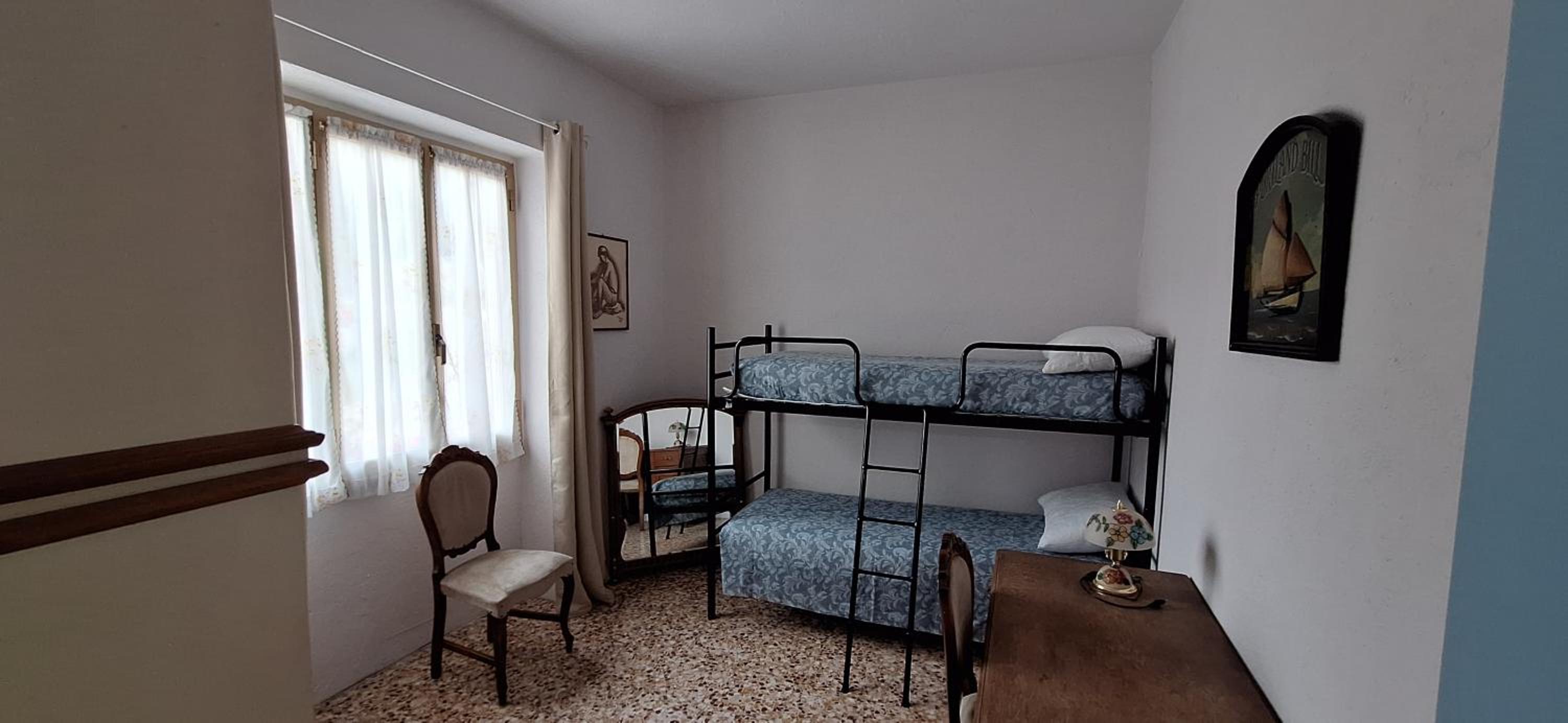 Two-Bedroom House photo 2