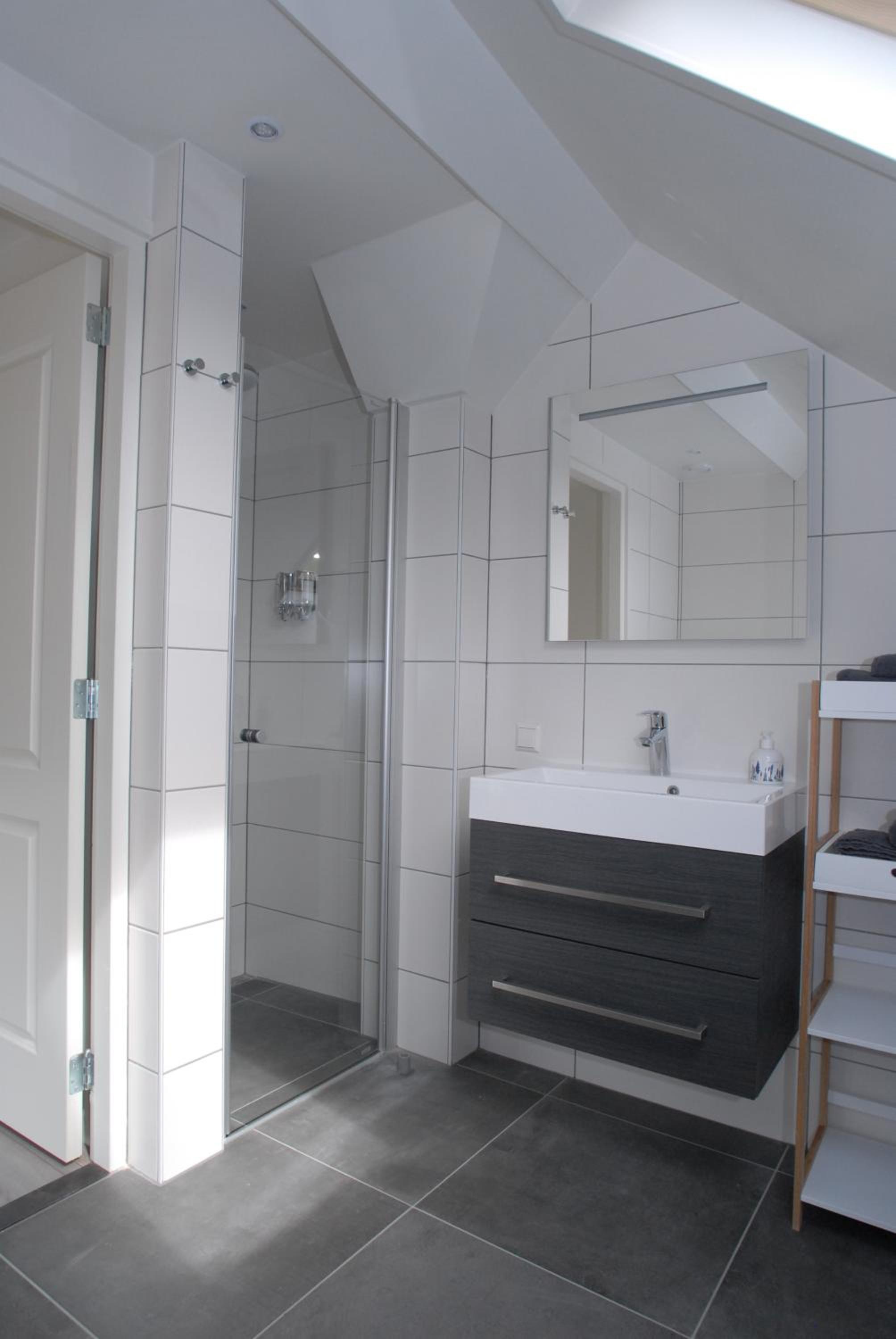Triple Room with Bathroom - Photo 4
