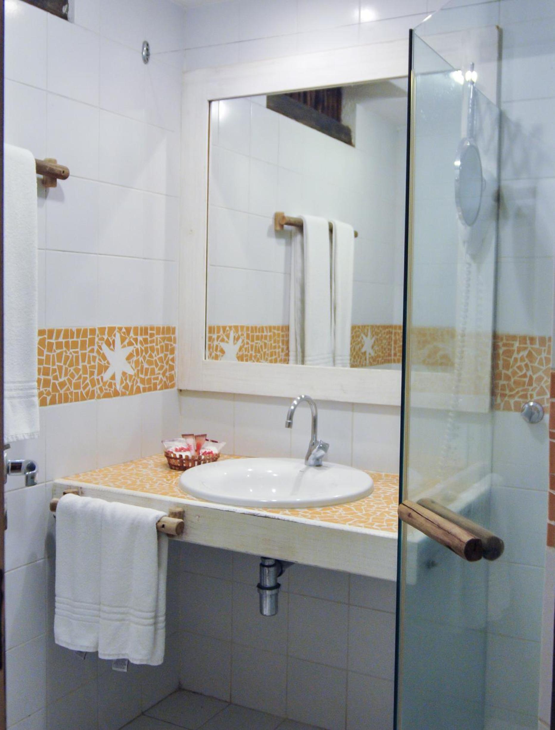 Apartment with Balcony - Photo 13