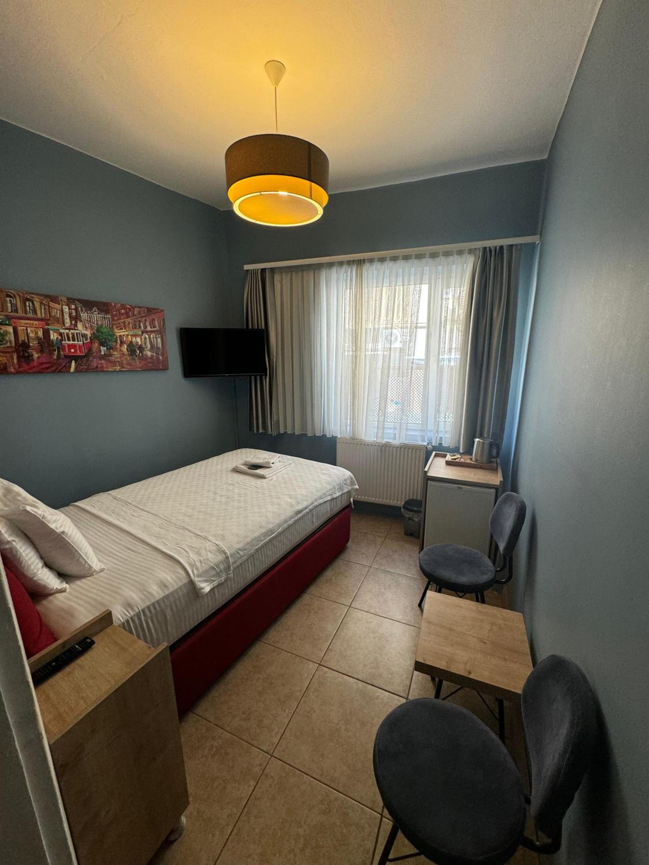 Standard Single Room photo 2