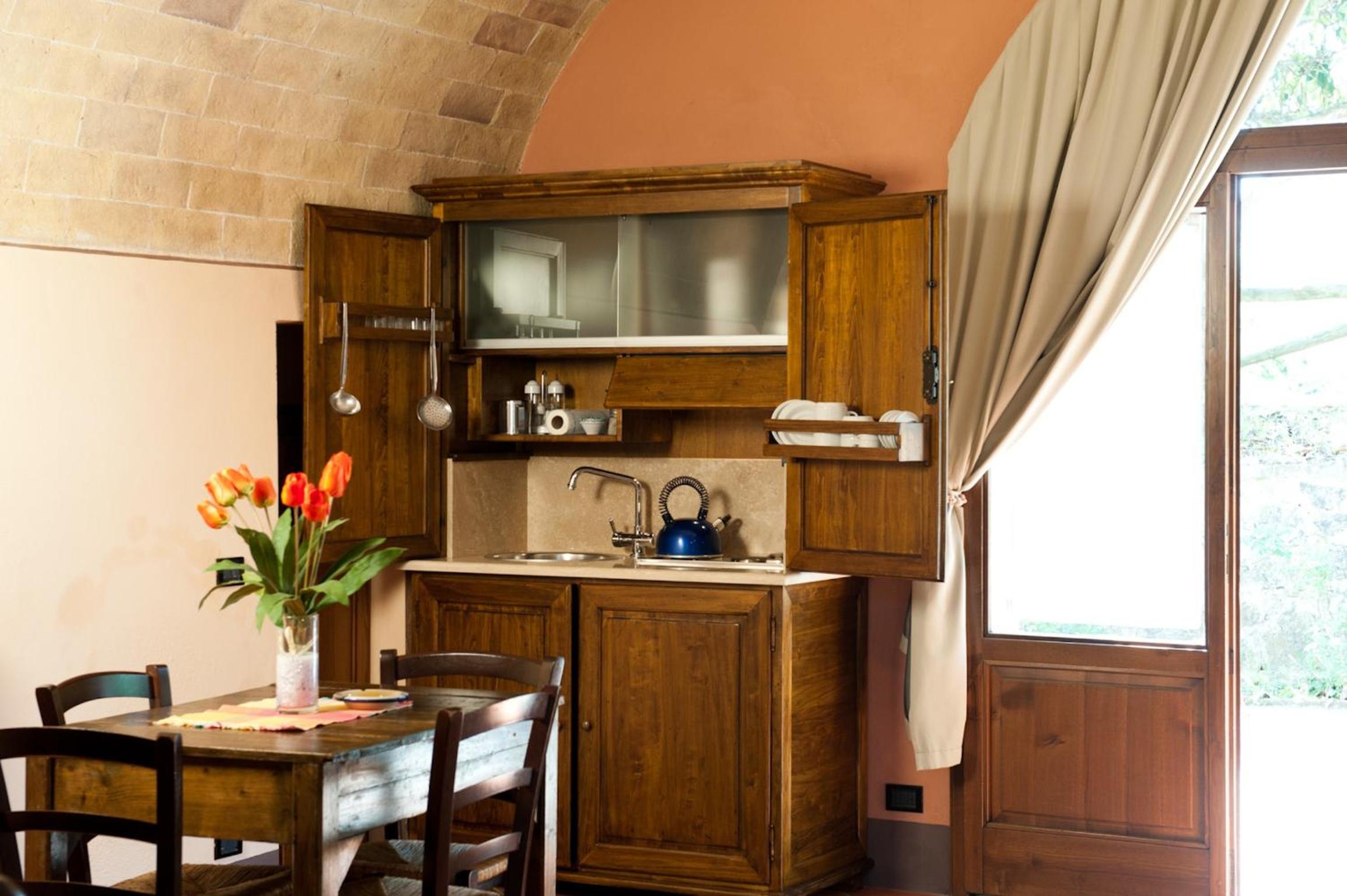 Studio Apartment photo 3