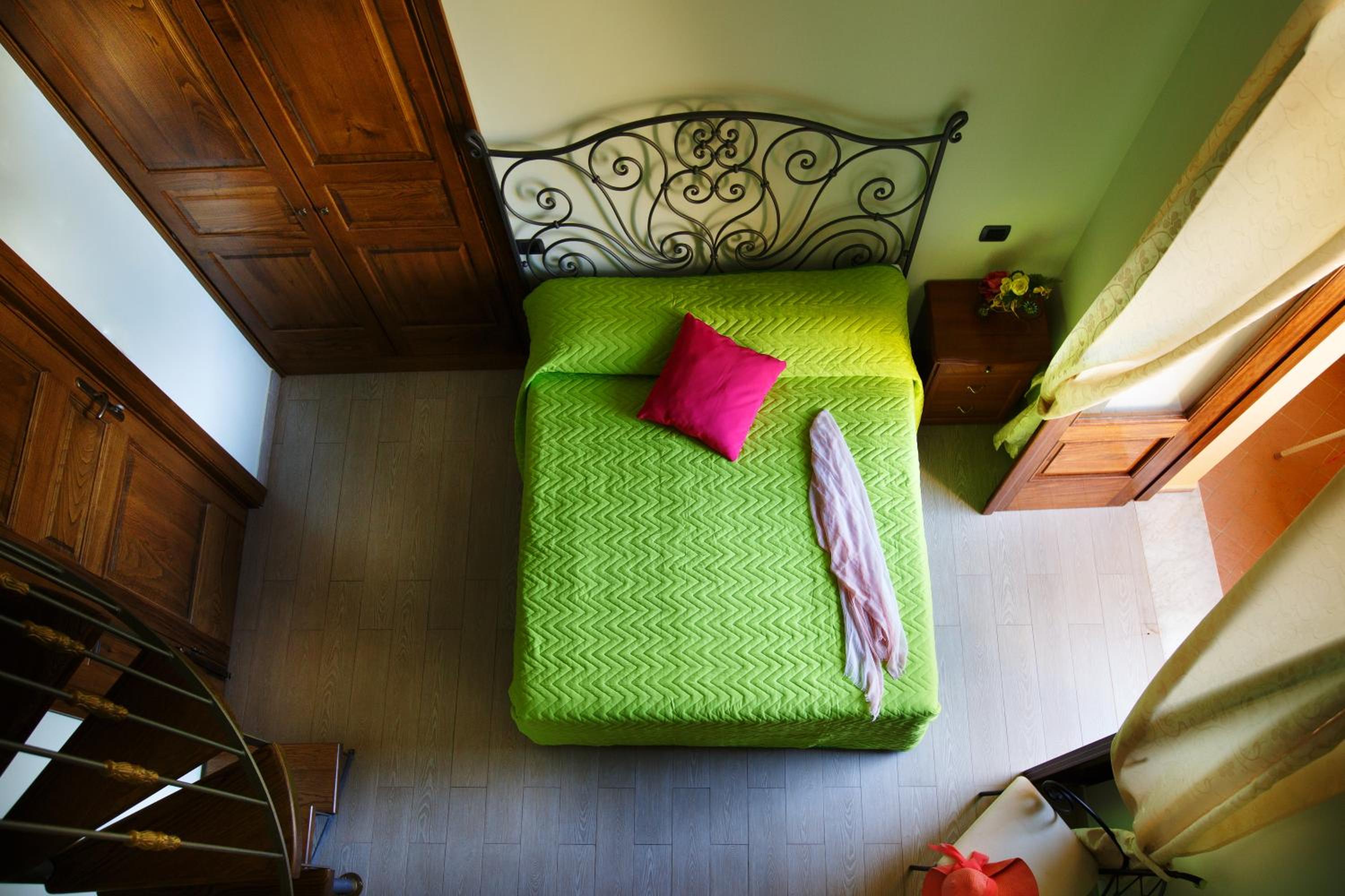 Double Room with Balcony and Sea View photo 2