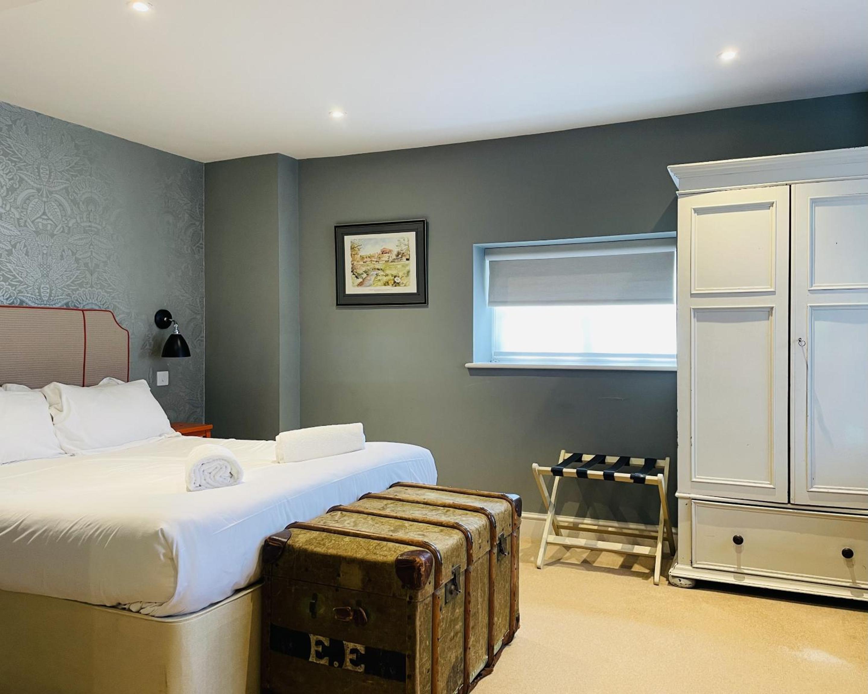Double Room With Private Bathroom photo 3