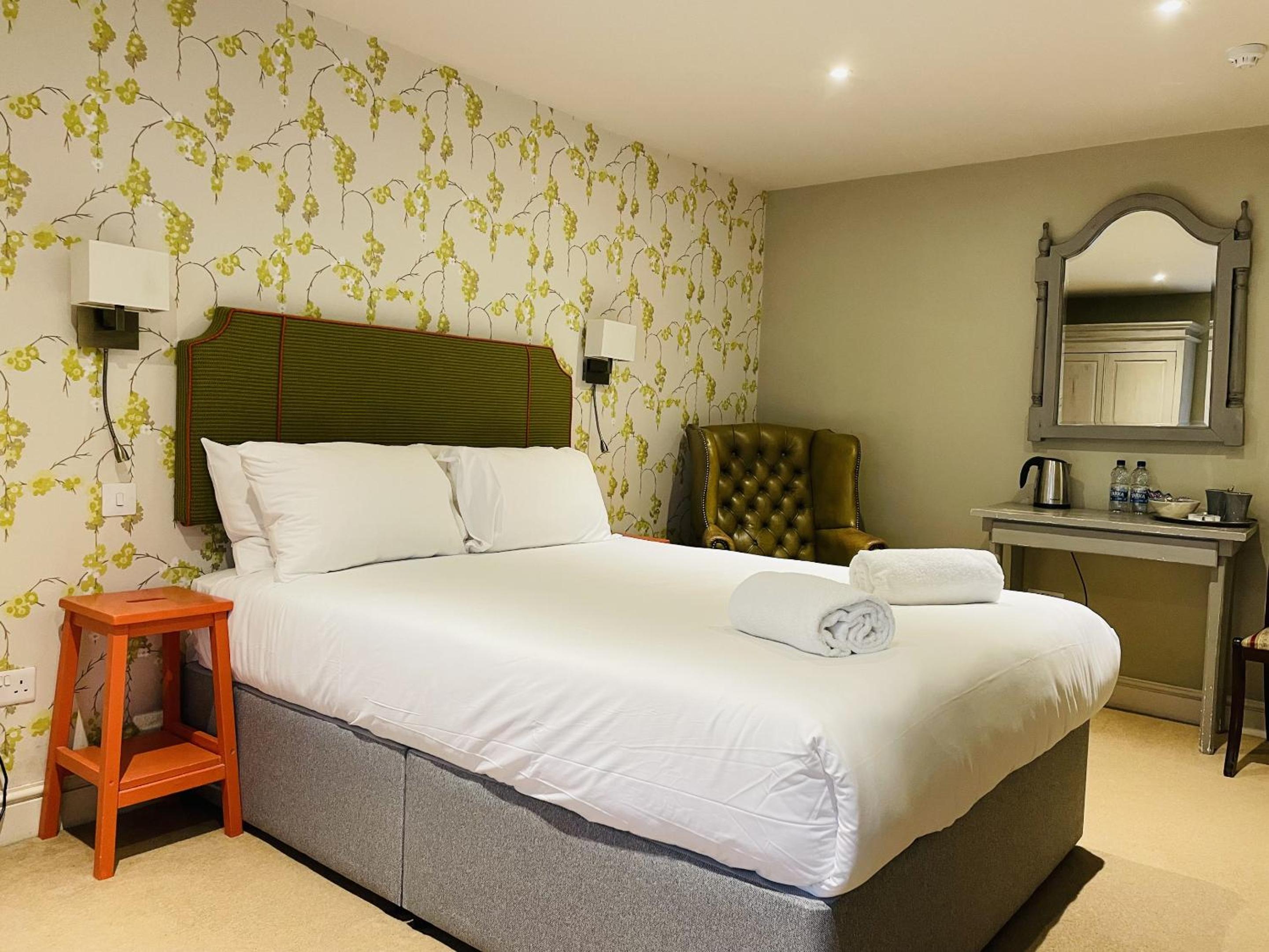 Double Room with Private Bathroom photo 2
