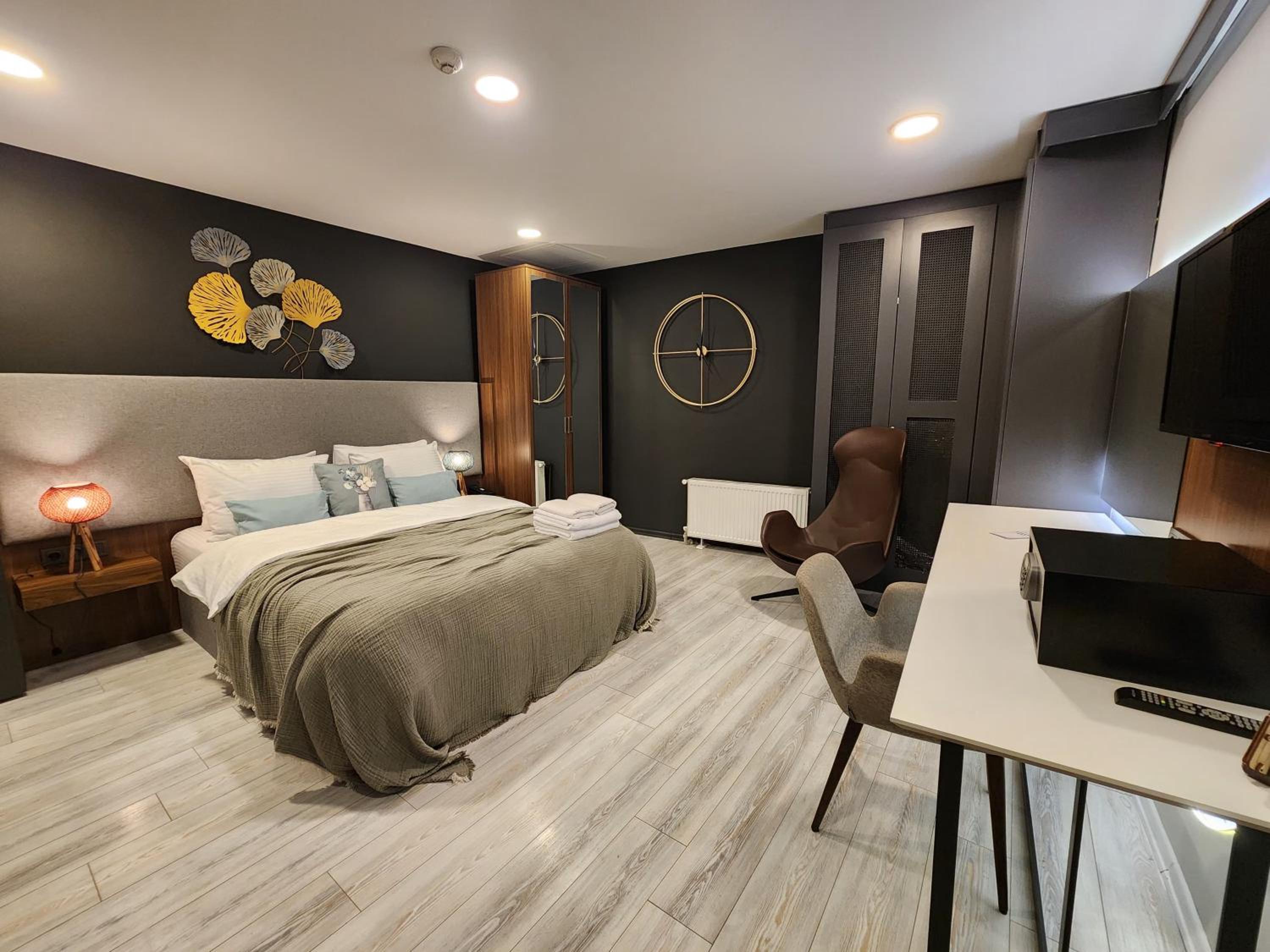 Budget Double Room photo 1