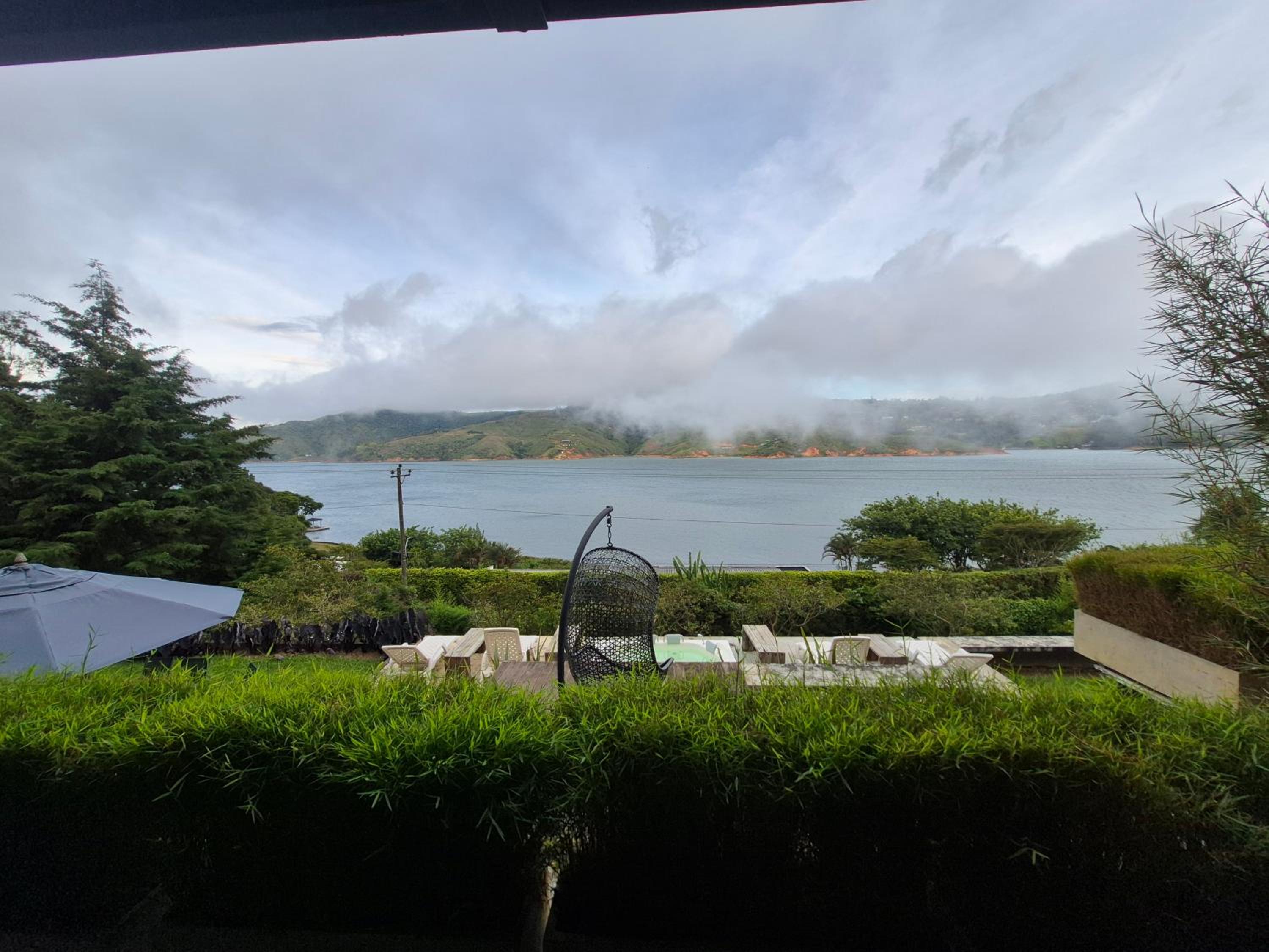 Suite with Lake View photo 1