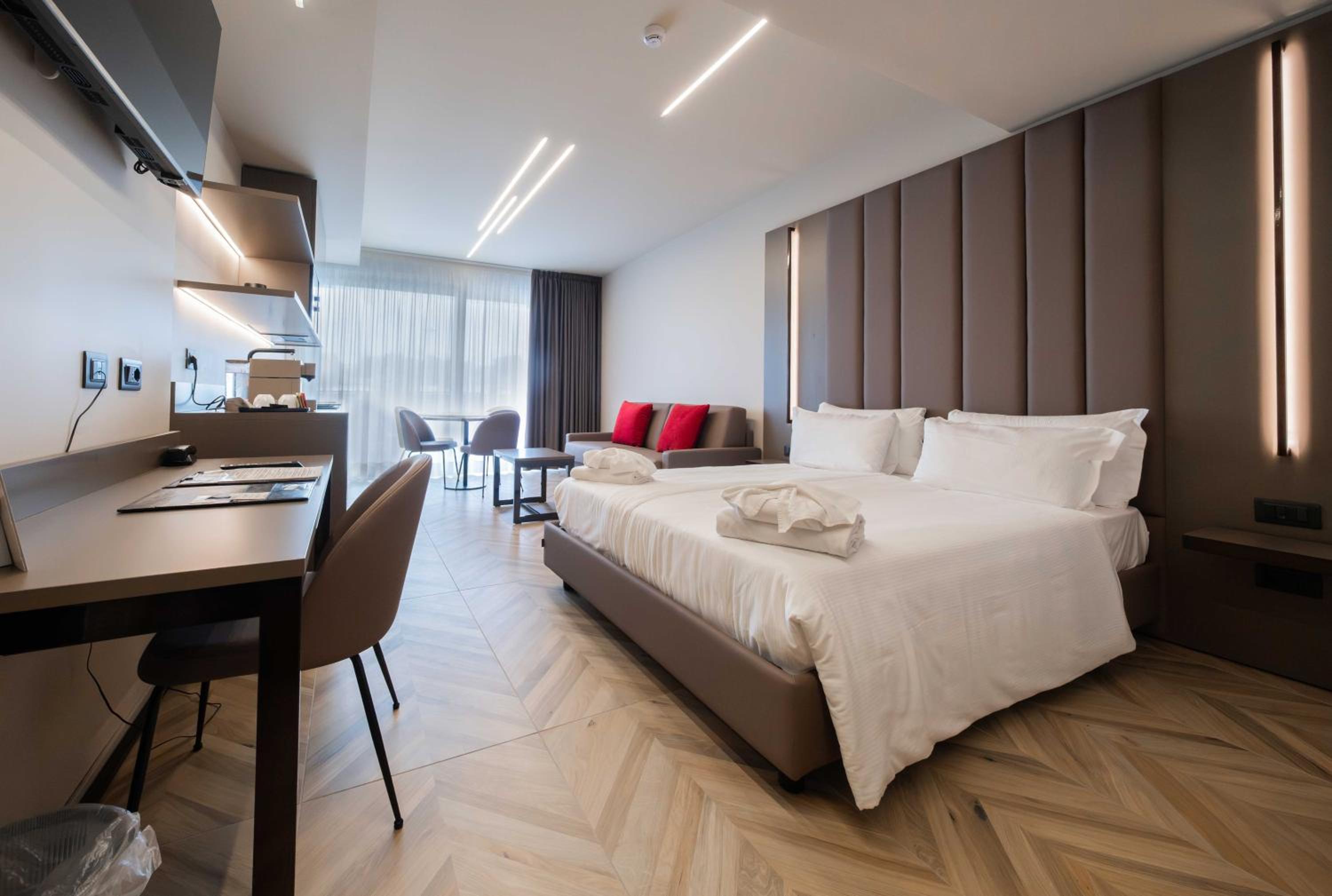 Junior Suite with Spa Bath